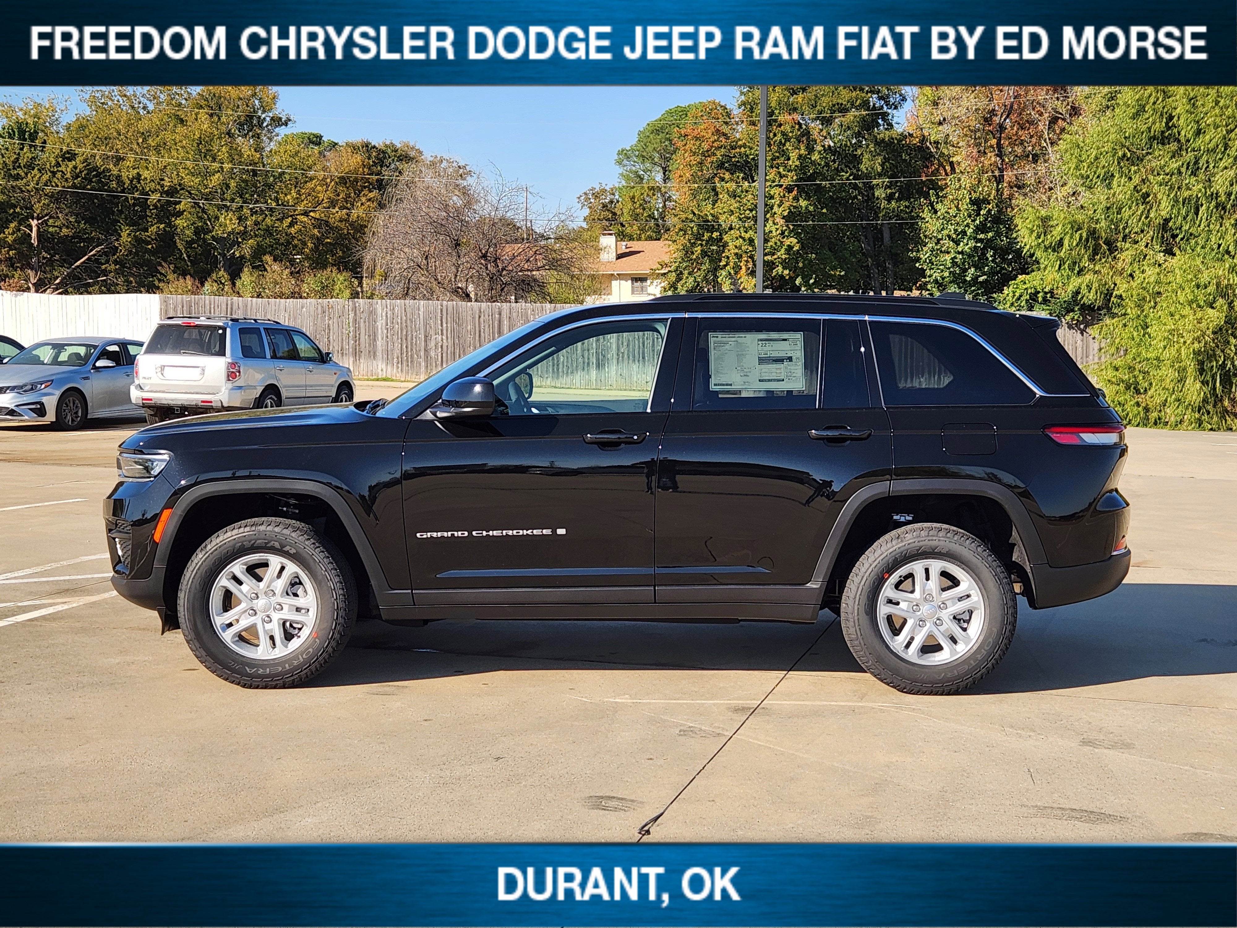 2025 Jeep Grand Cherokee Laredo