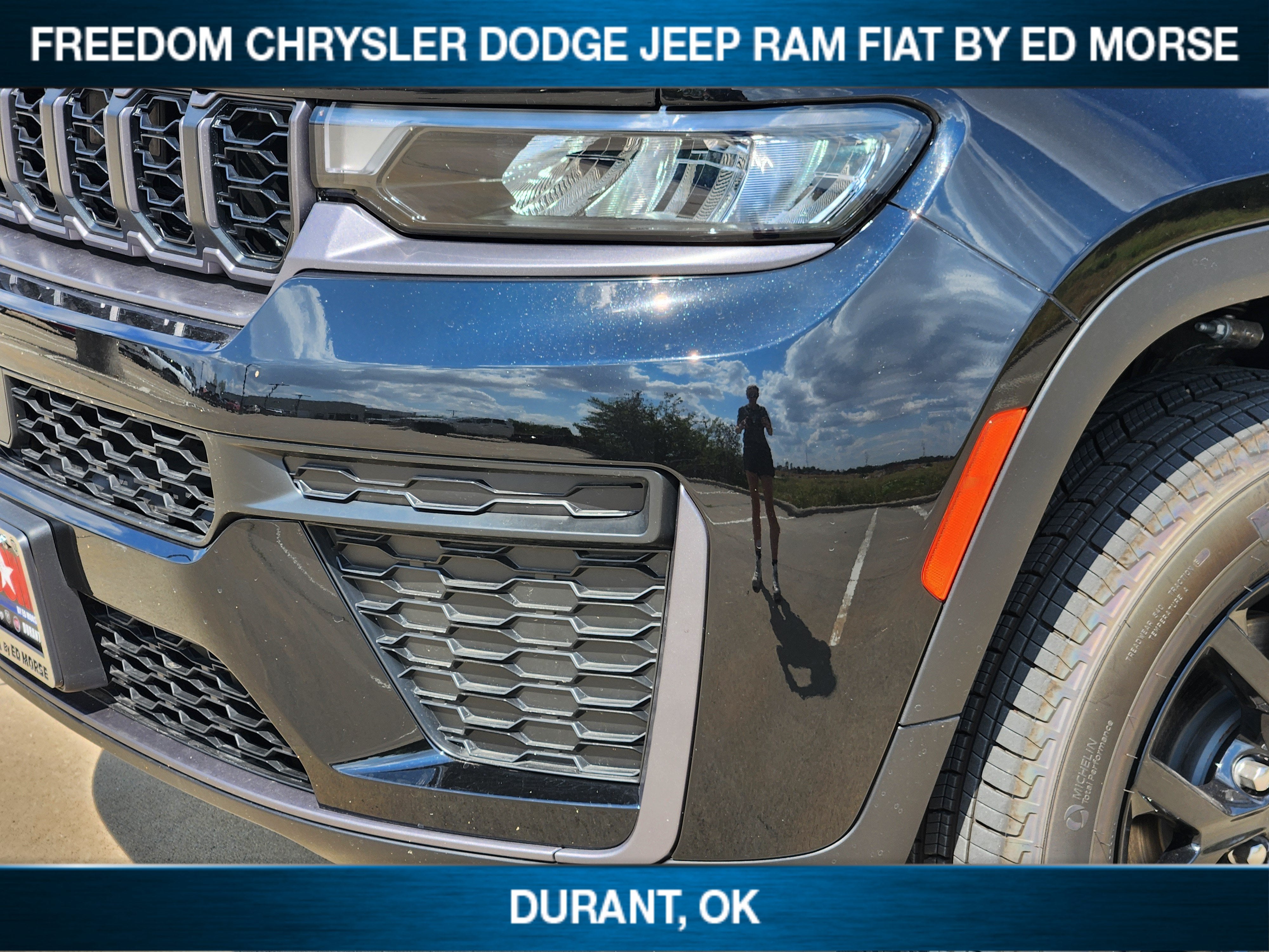 2026 Jeep Grand Cherokee Laredo Altitude