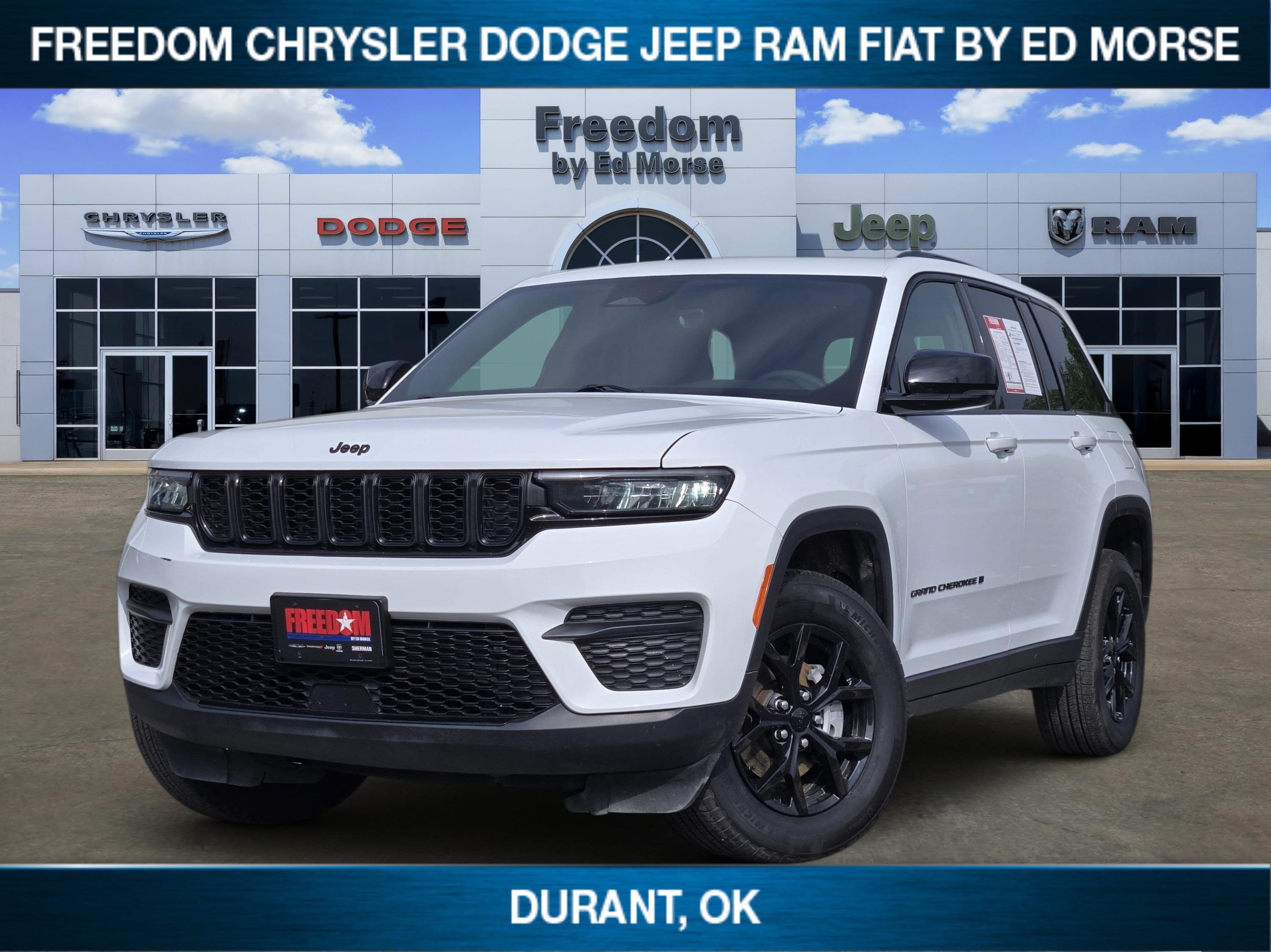 2025 Jeep Grand Cherokee Altitude 4x4's photo
