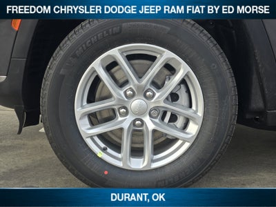 2026 Jeep Grand Cherokee Laredo X