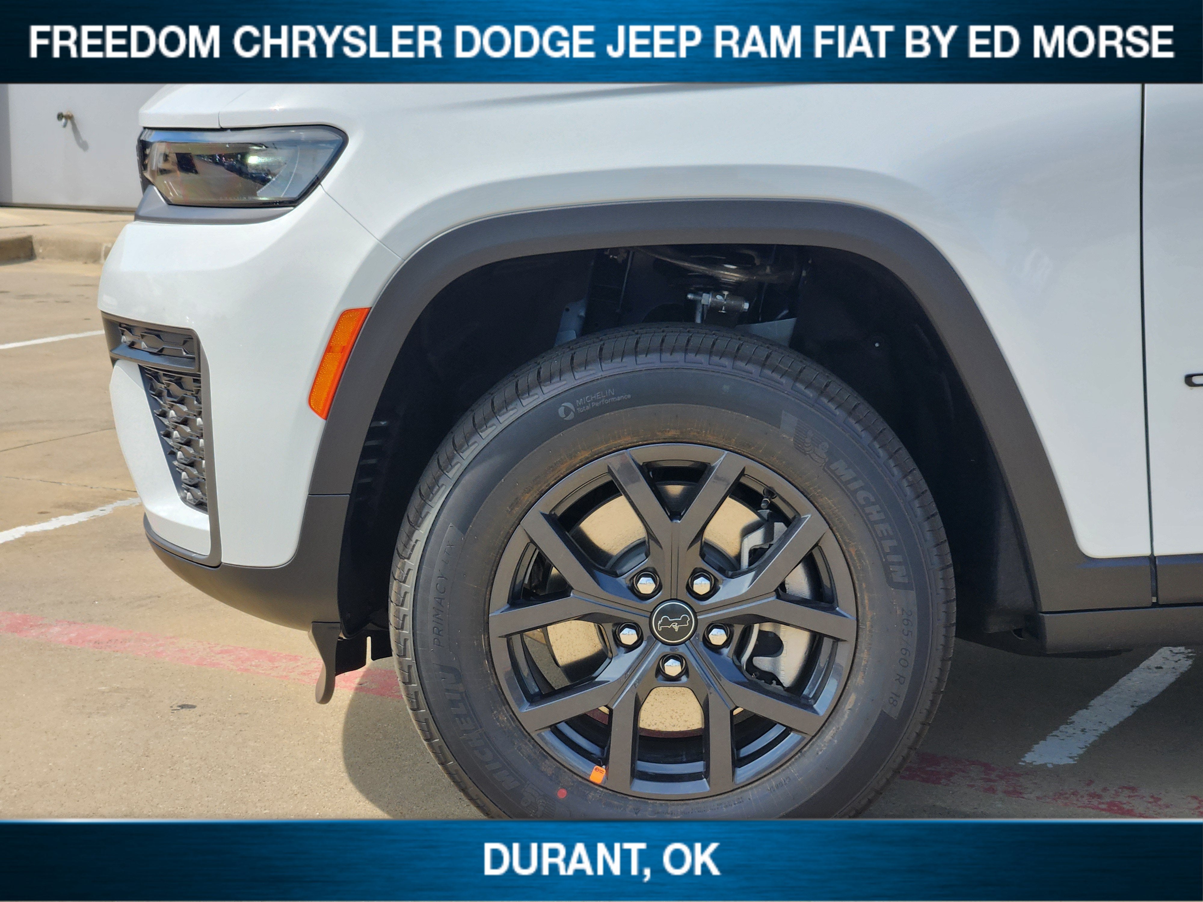 2027 Jeep Grand Cherokee Laredo Altitude