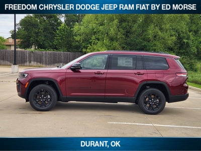 2026 Jeep Grand Cherokee Laredo Altitude