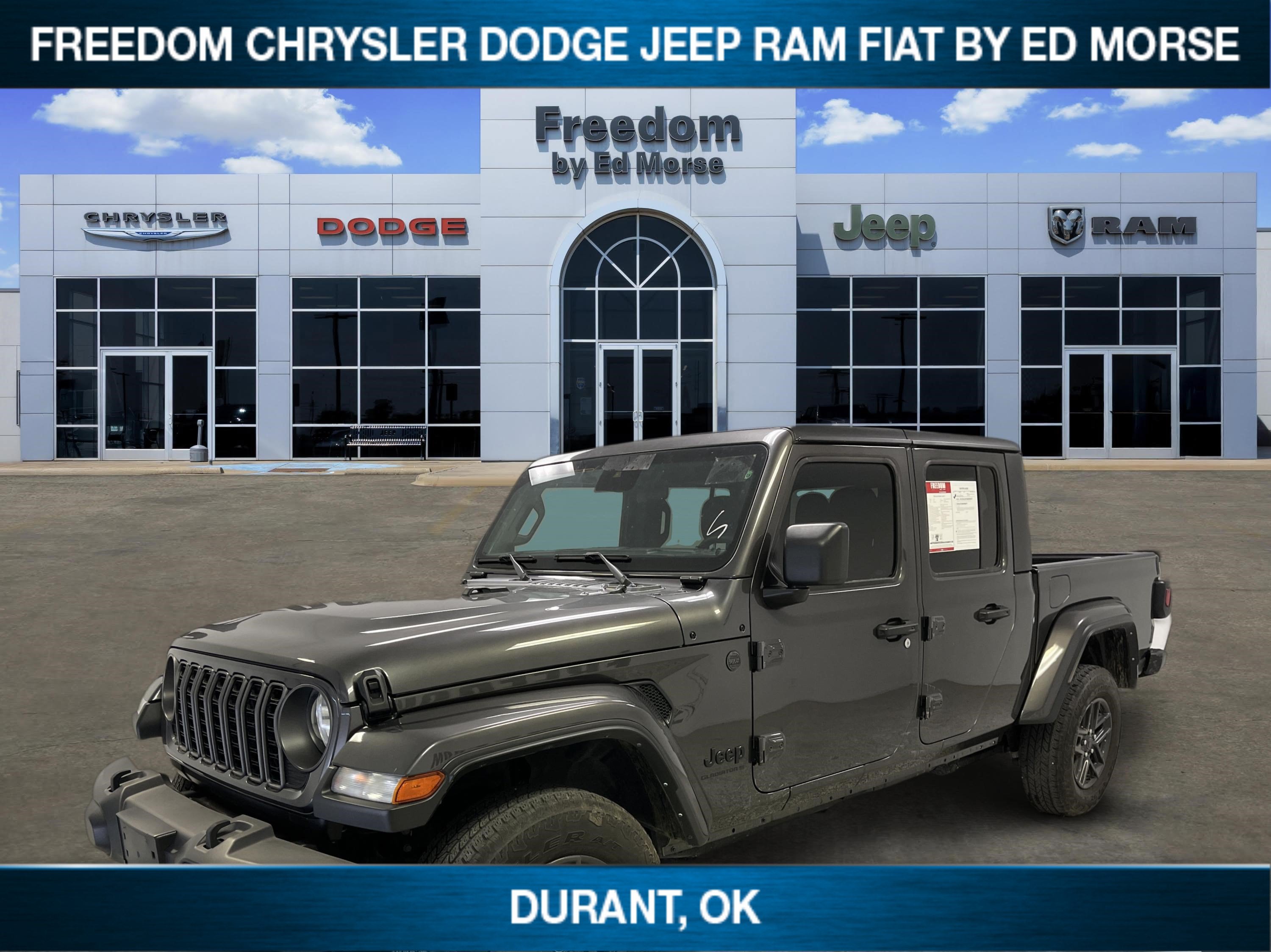 2024 Jeep Gladiator Sport S's photo