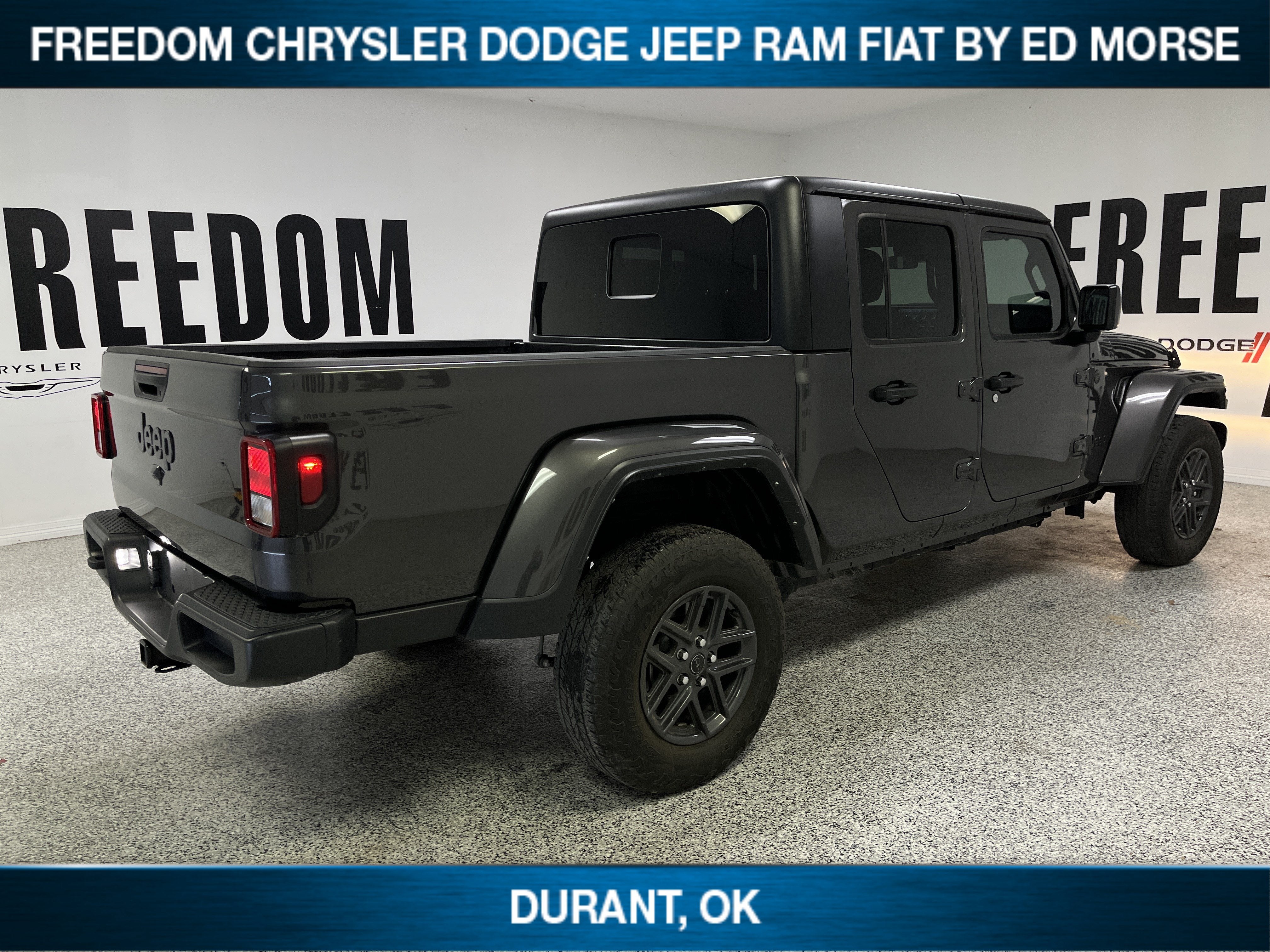 2024 Jeep Gladiator Sport S