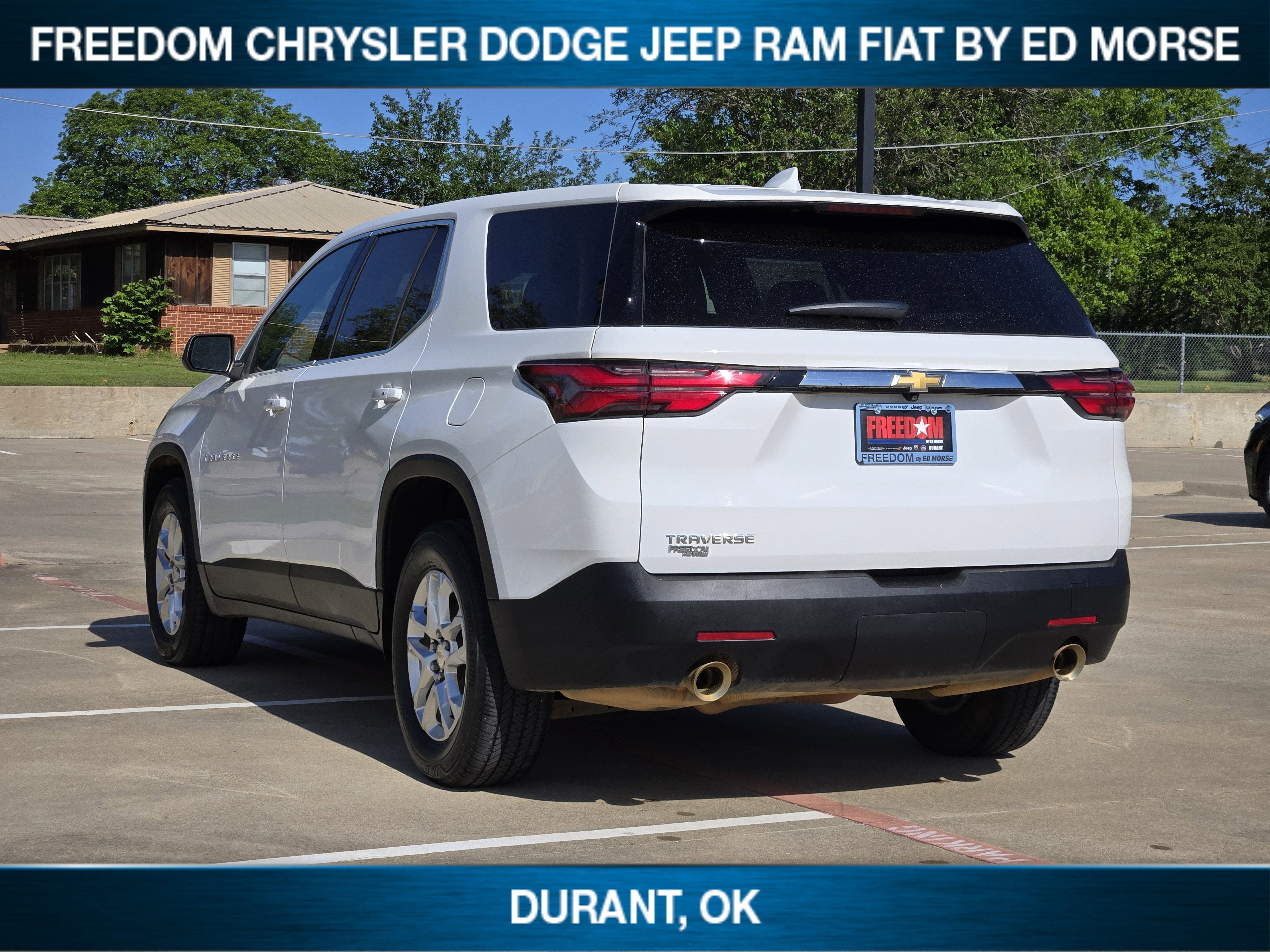 2022 Chevrolet Traverse LS