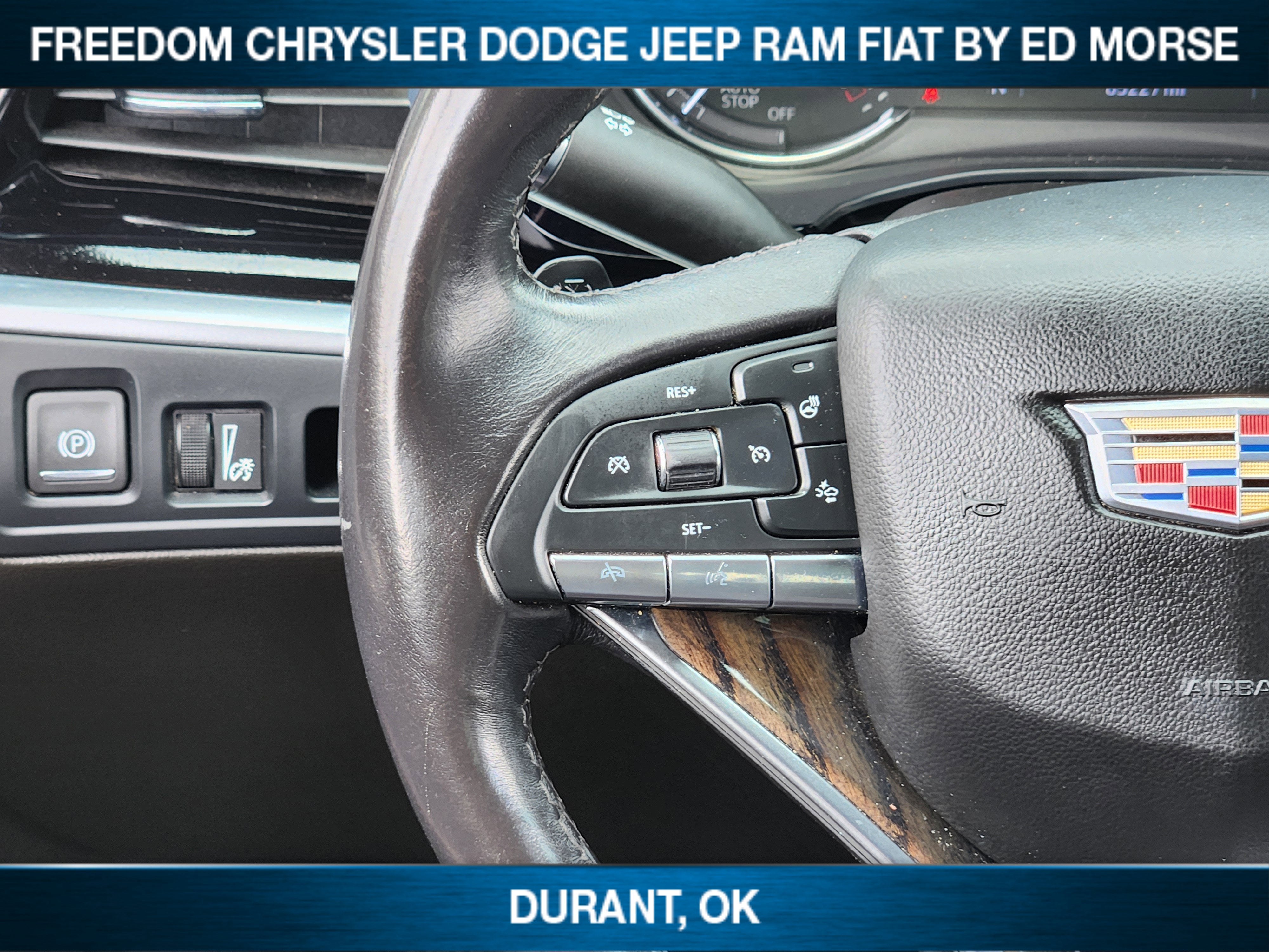 2023 Cadillac XT6 FWD Premium Luxury