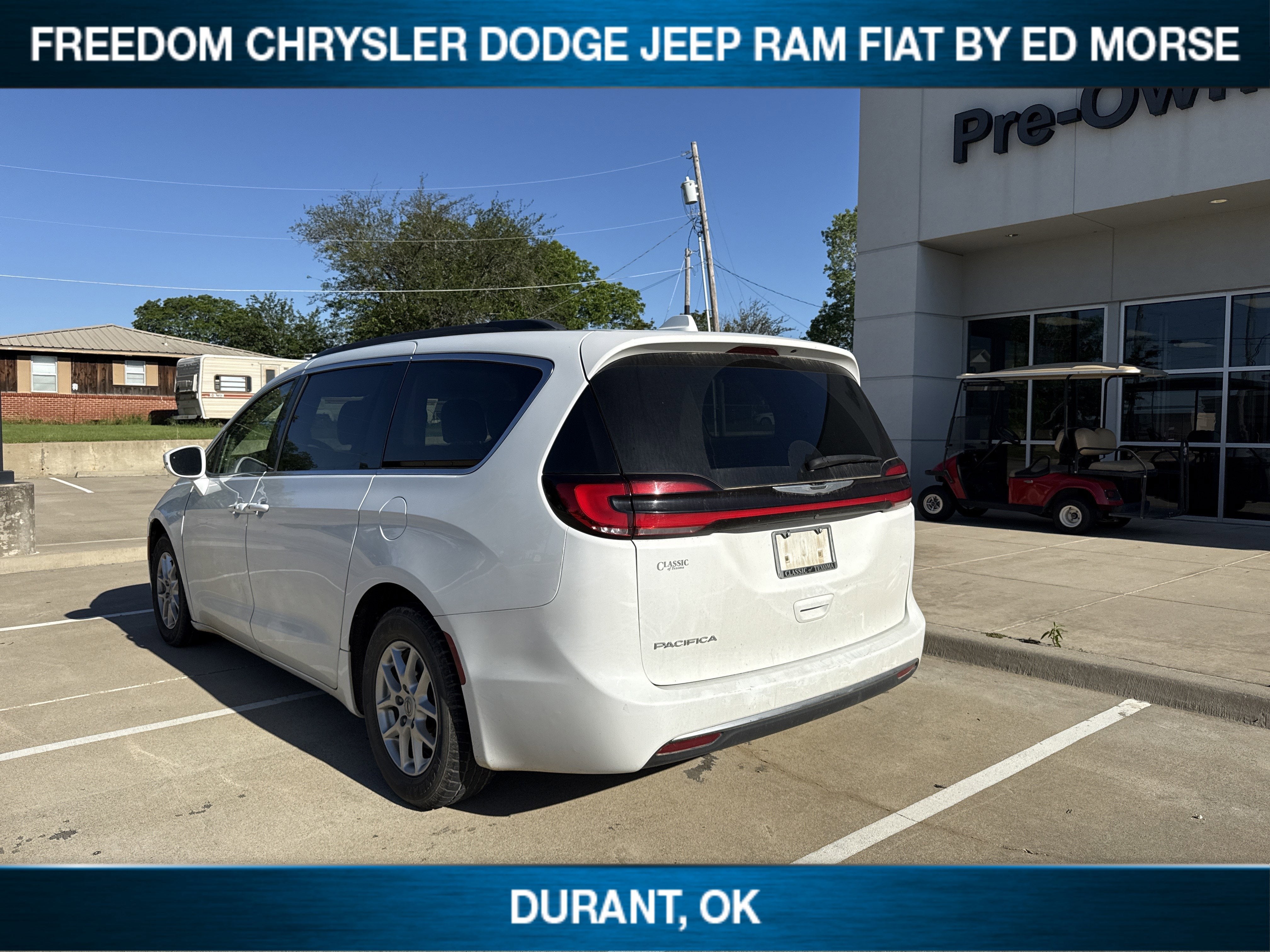 2022 Chrysler Pacifica Touring L