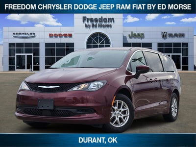 2023 Chrysler Voyager LX