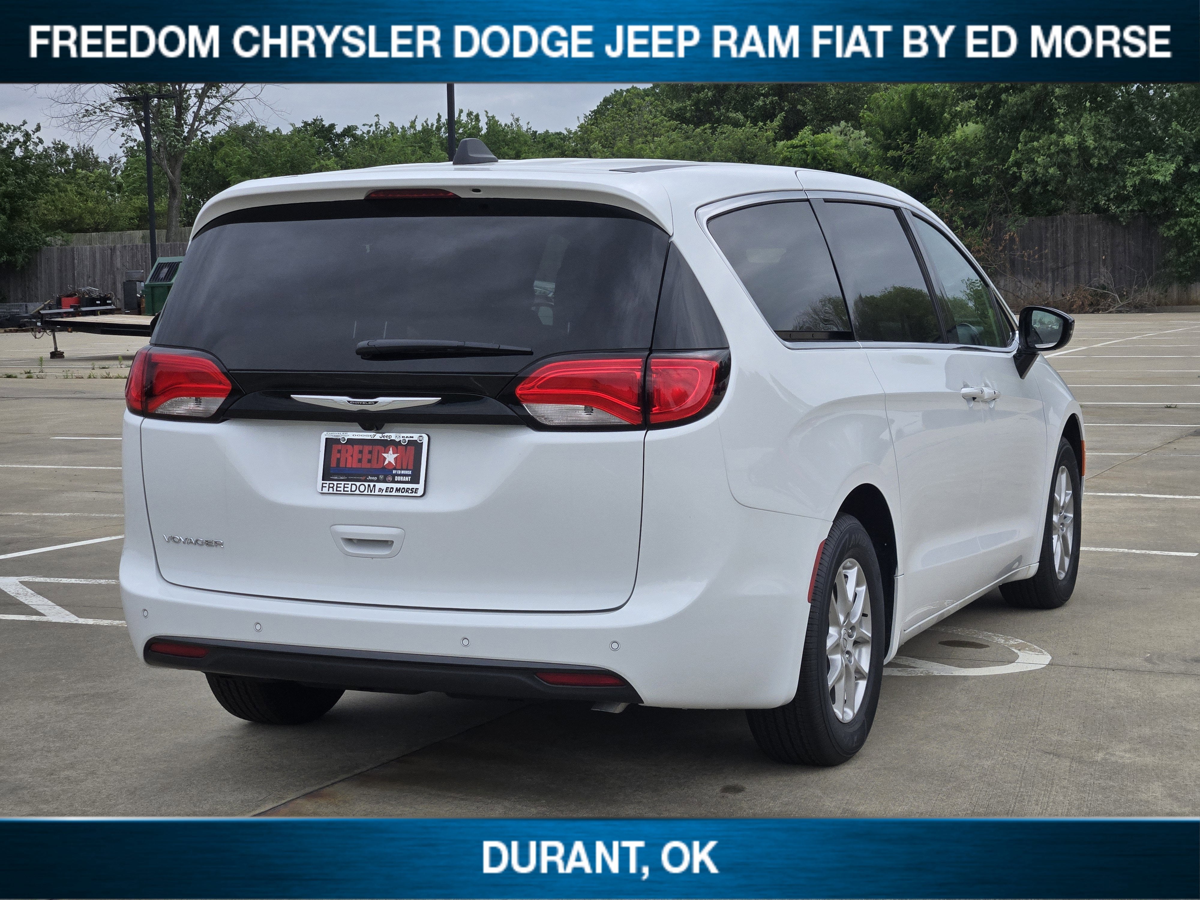 2026 Chrysler Voyager LX