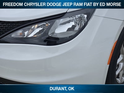 2026 Chrysler Voyager LX
