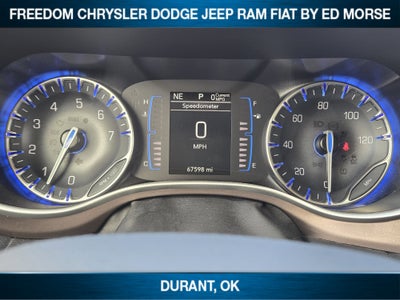 2023 Chrysler Voyager LX