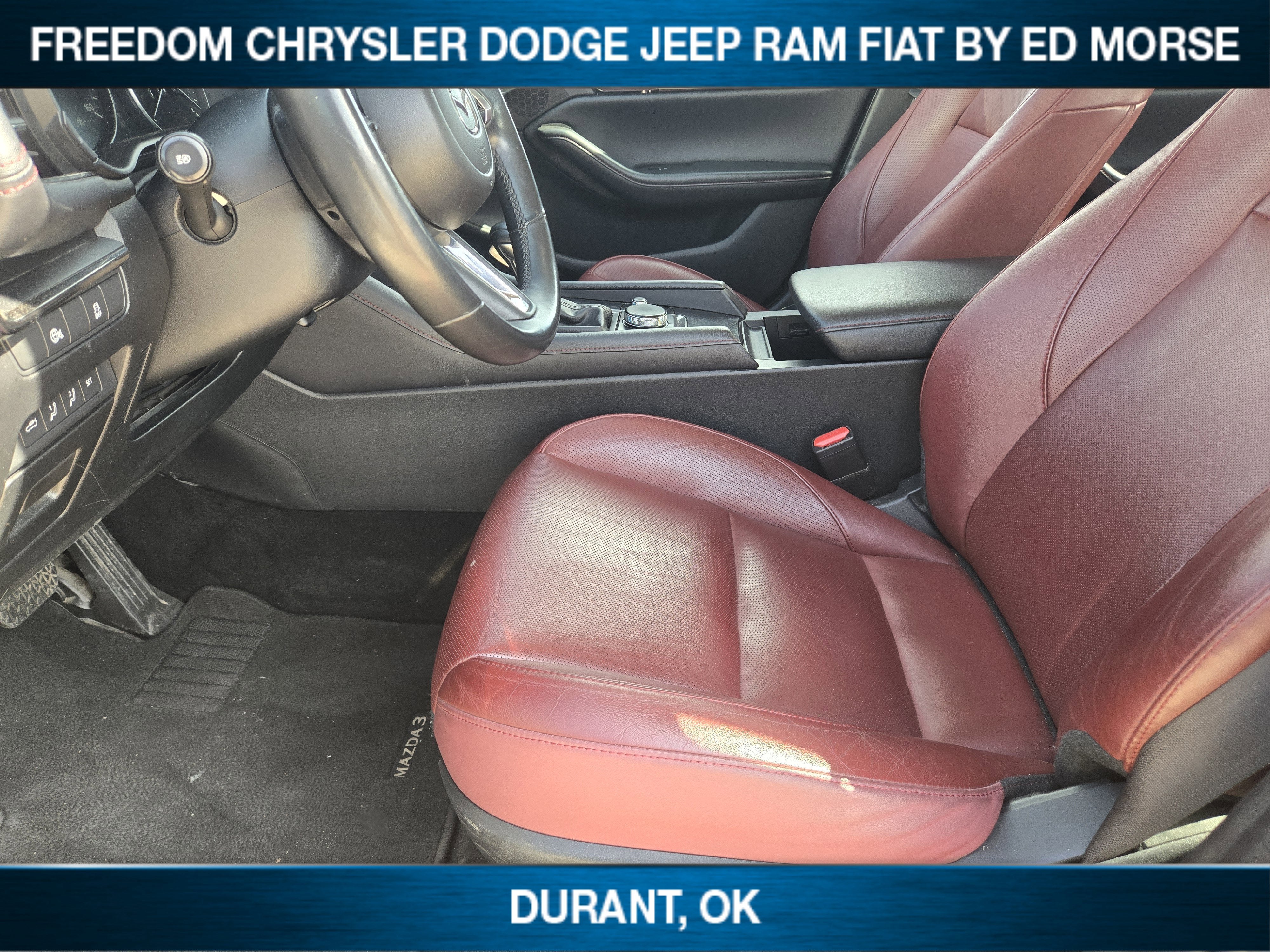 2024 Mazda Mazda3 Sedan 2.5 S Carbon Edition