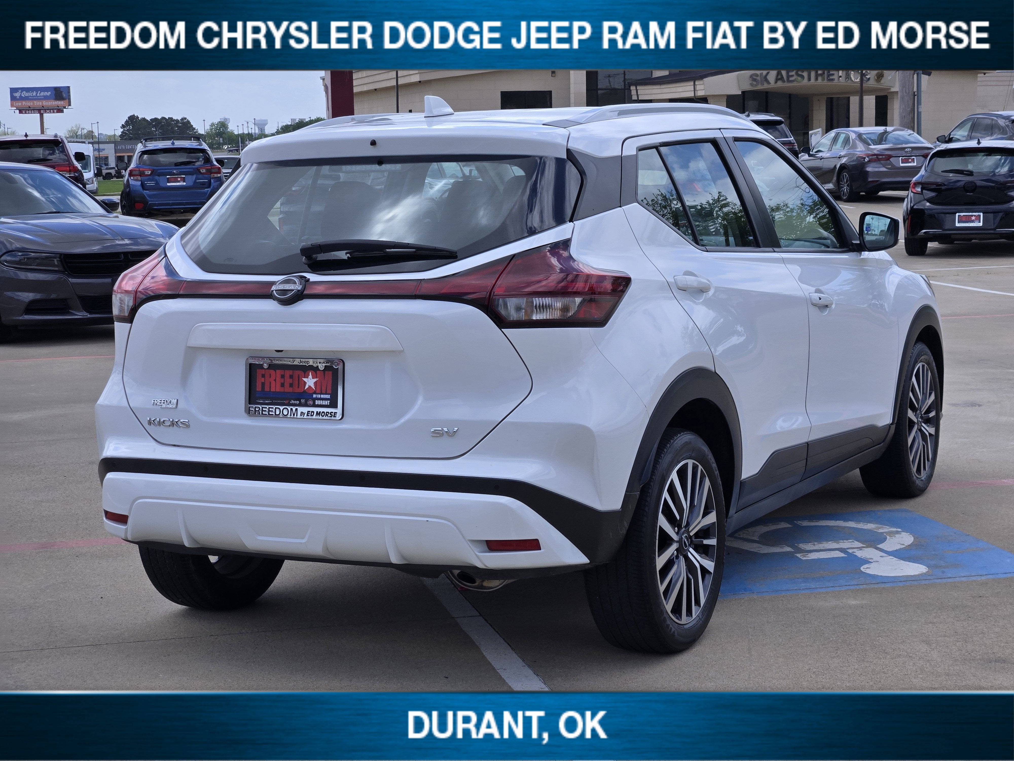 2024 Nissan Kicks SV