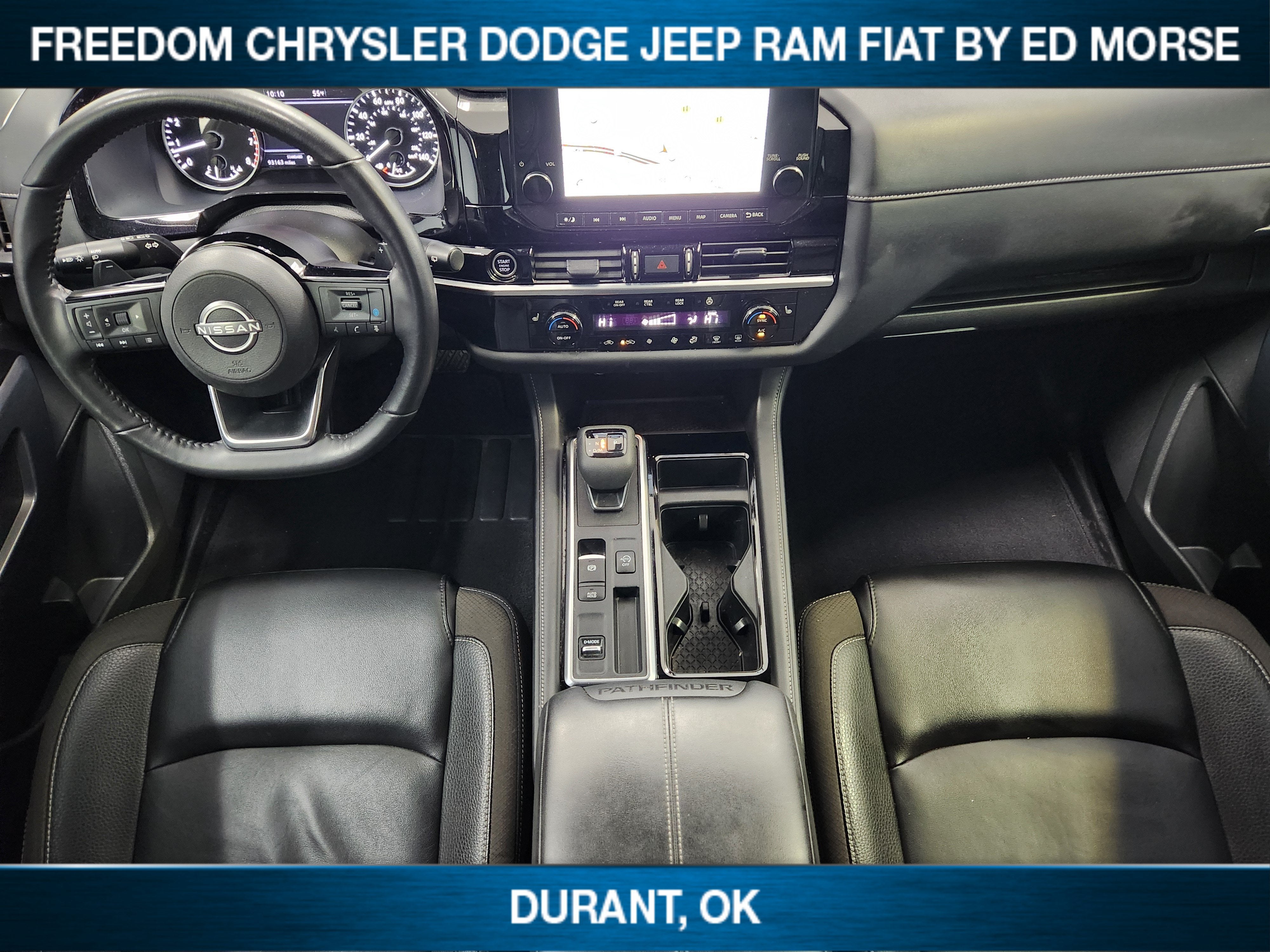 2023 Nissan Pathfinder SL