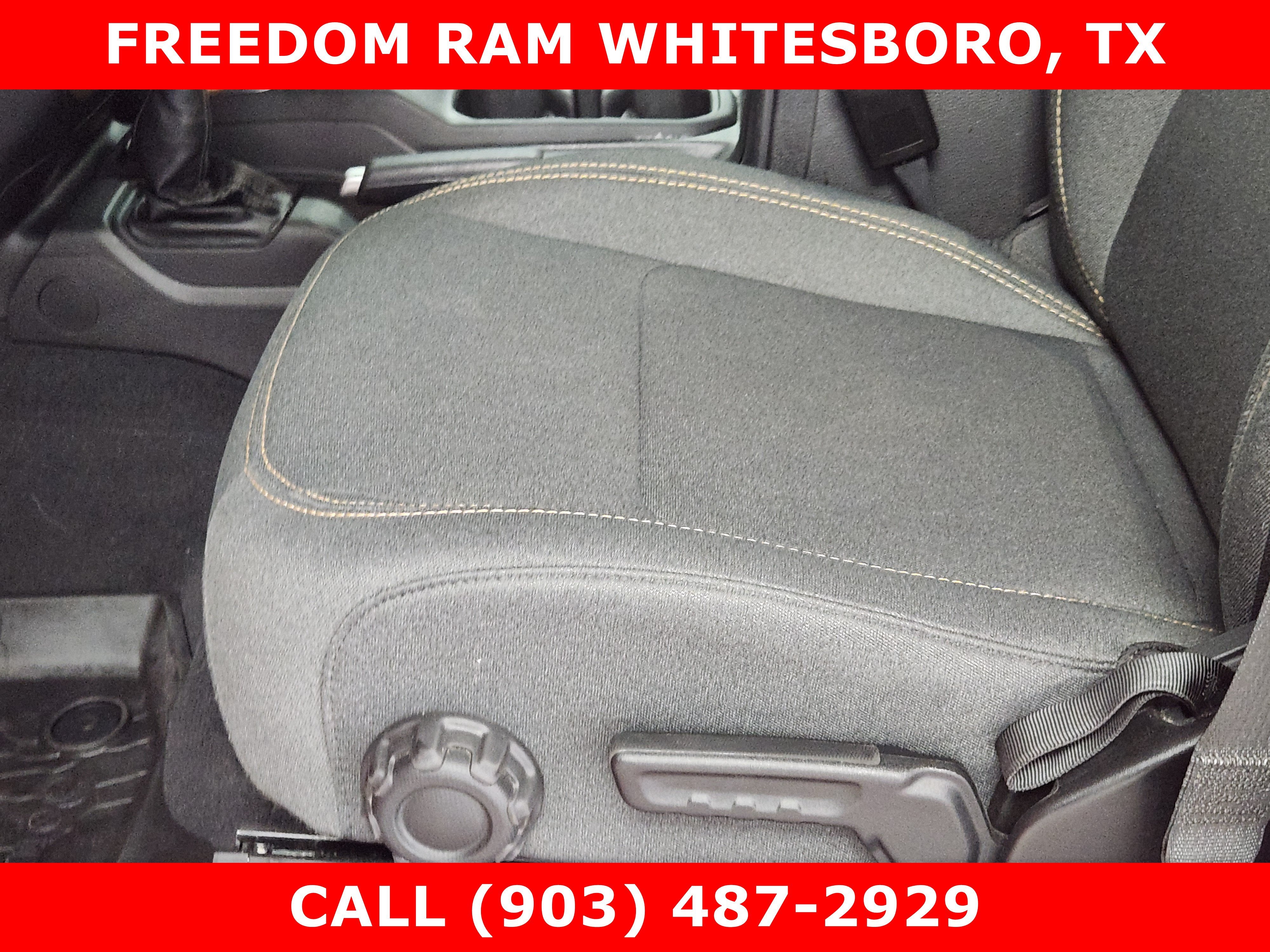 2025 Jeep Wrangler 4-Door Willys 4x4