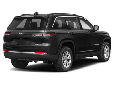 2023 Jeep Grand Cherokee Laredo 4x2