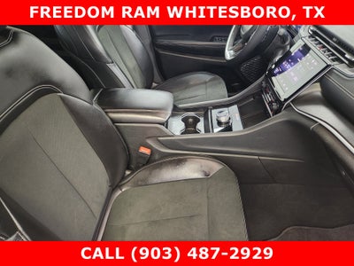 2025 Jeep Grand Cherokee Altitude 4x4
