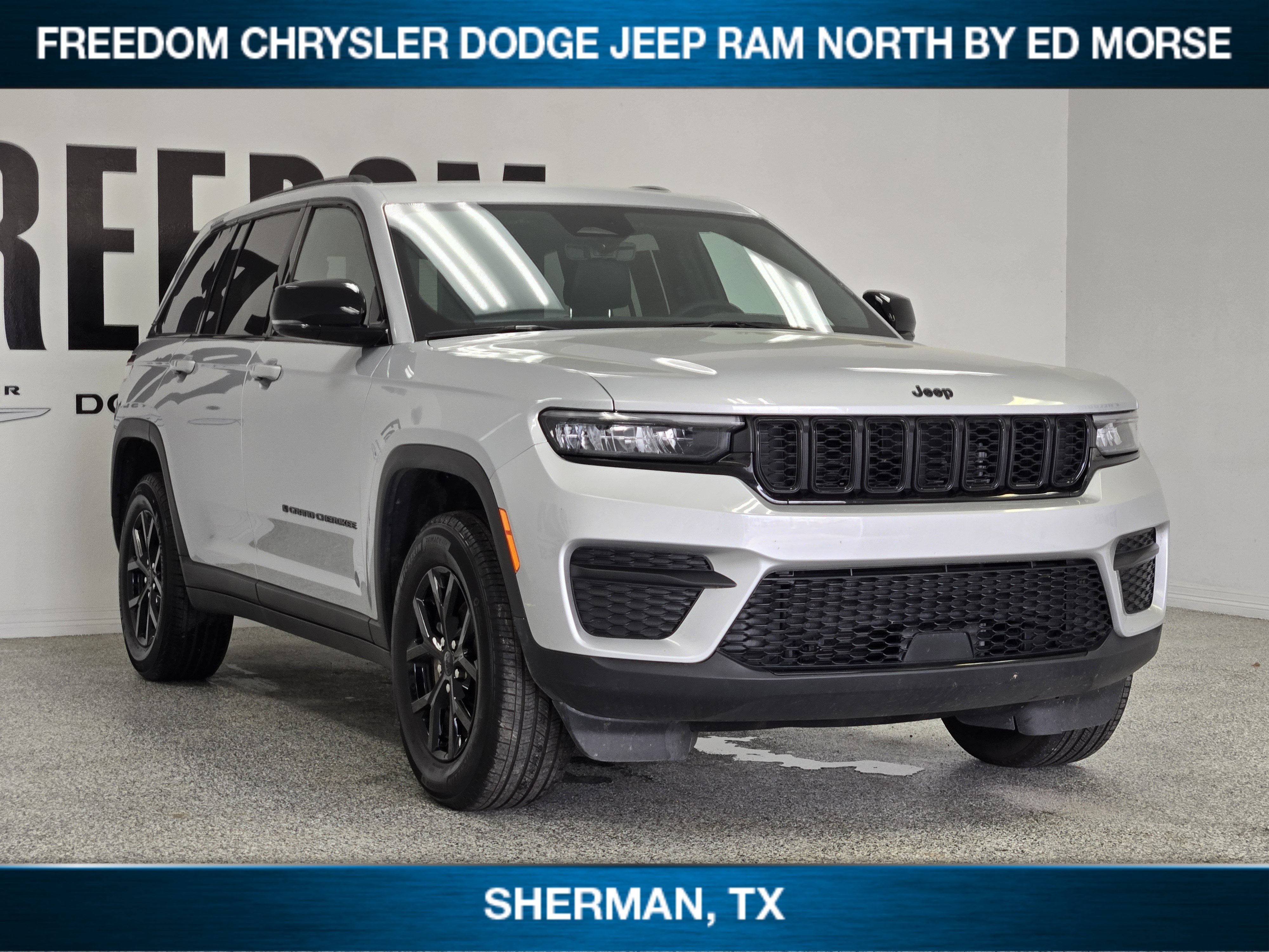 2025 Jeep Grand Cherokee Altitude 4x4