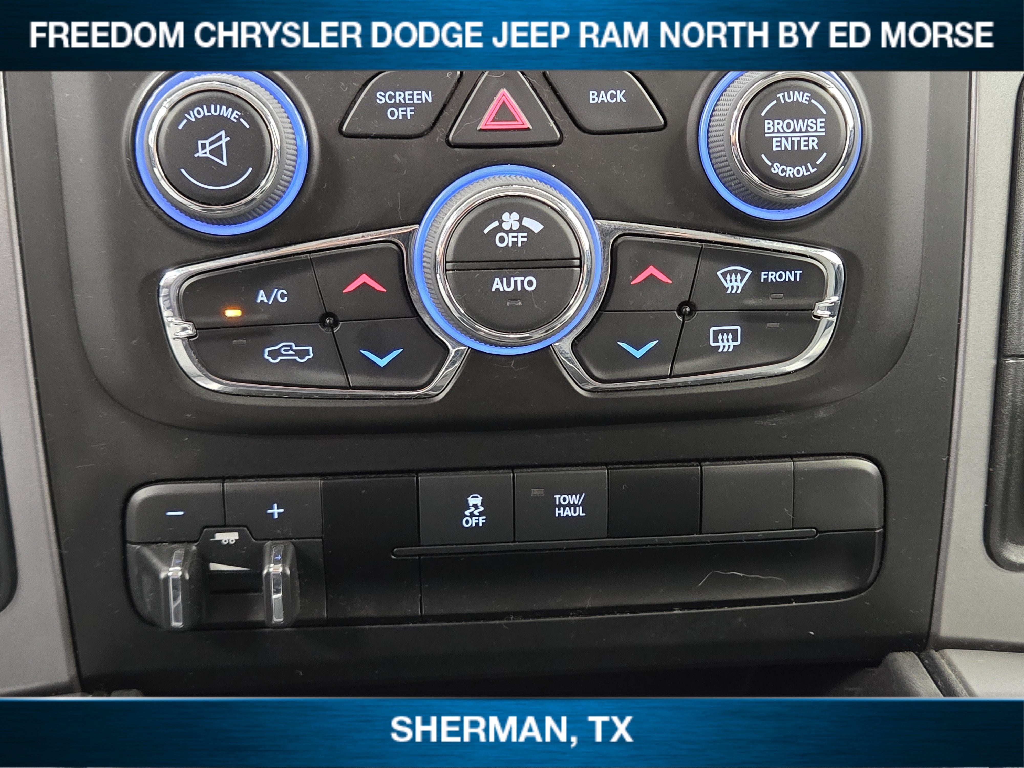 2023 RAM 1500 Classic SLT Crew Cab 4x2 5'7' Box