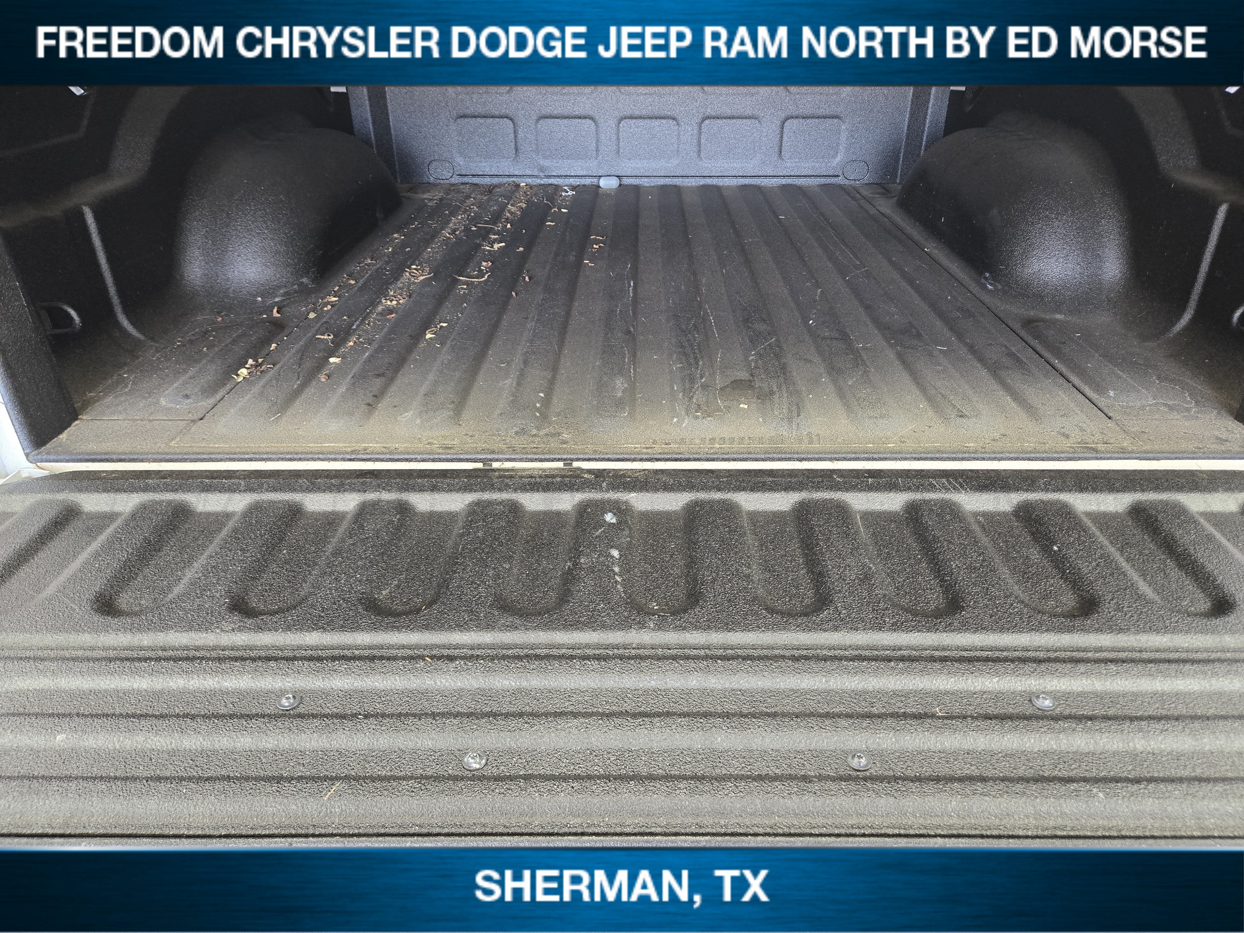 2023 RAM 1500 Classic SLT Crew Cab 4x2 5'7' Box