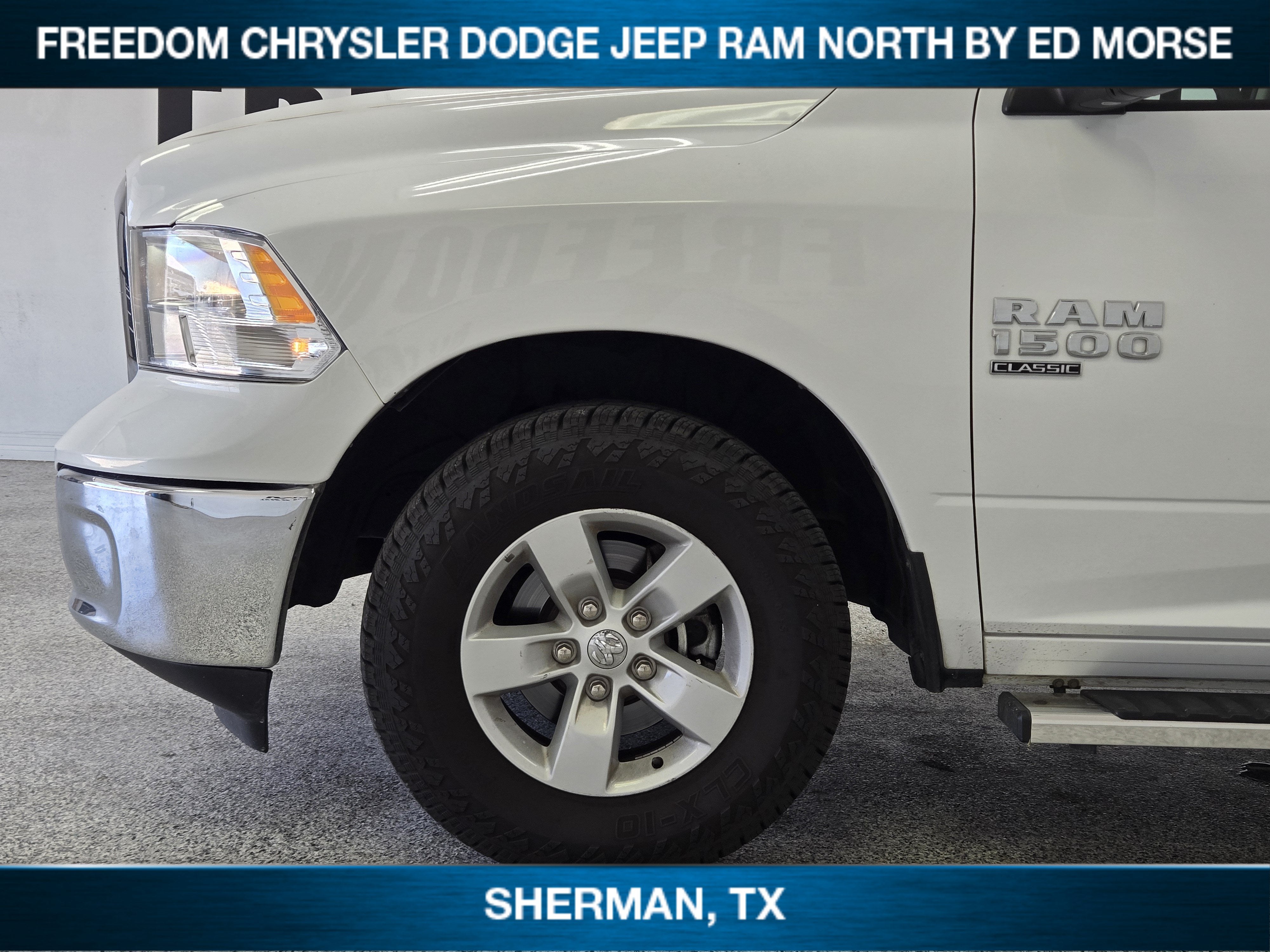 2023 RAM 1500 Classic SLT Crew Cab 4x2 5'7' Box