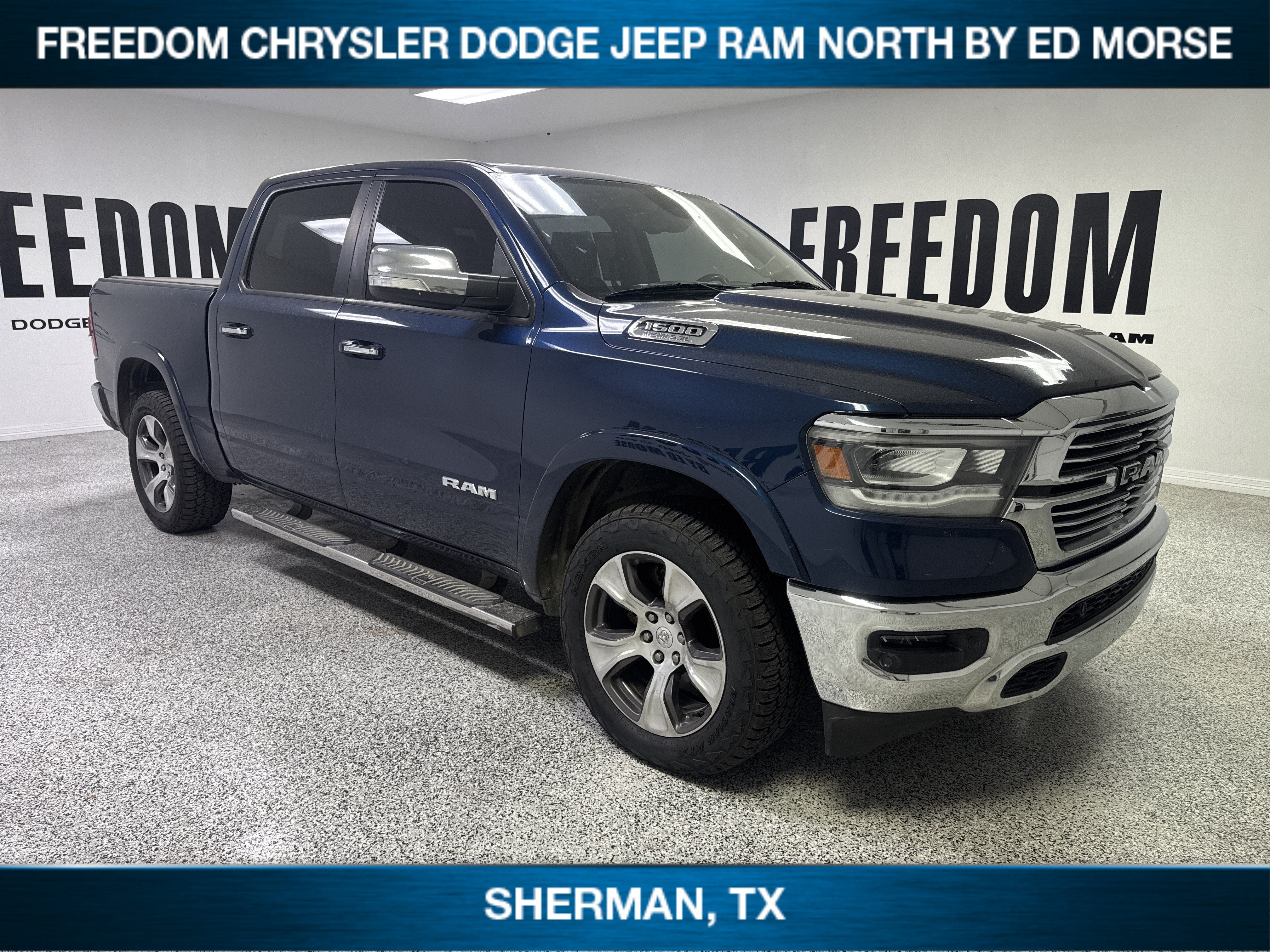 2019 RAM 1500 Laramie Crew Cab 4x4 5'7' Box
