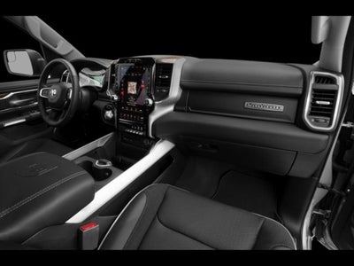 2019 RAM 1500 Laramie Crew Cab 4x4 5'7' Box