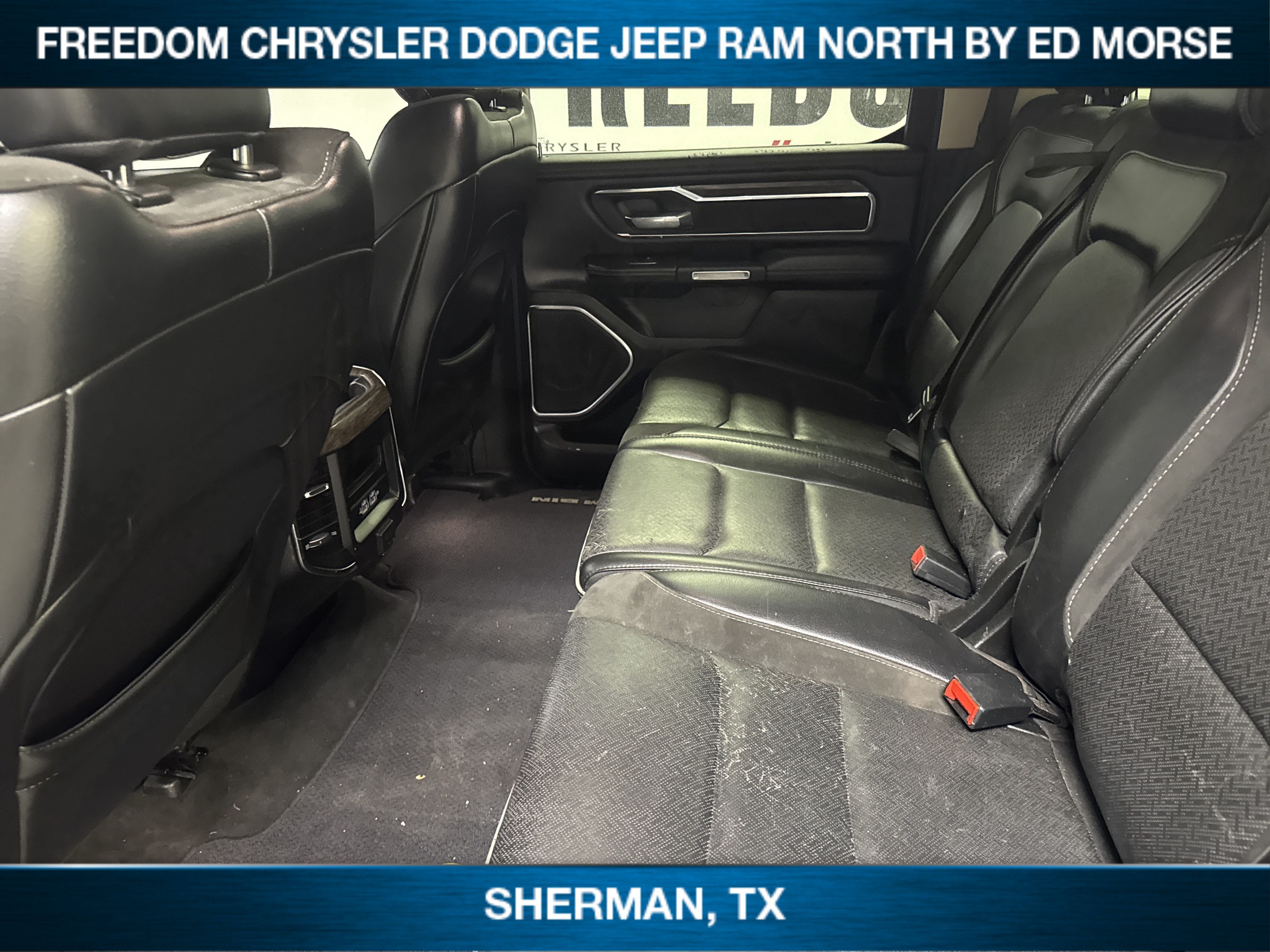 2019 RAM 1500 Laramie Crew Cab 4x4 5'7' Box