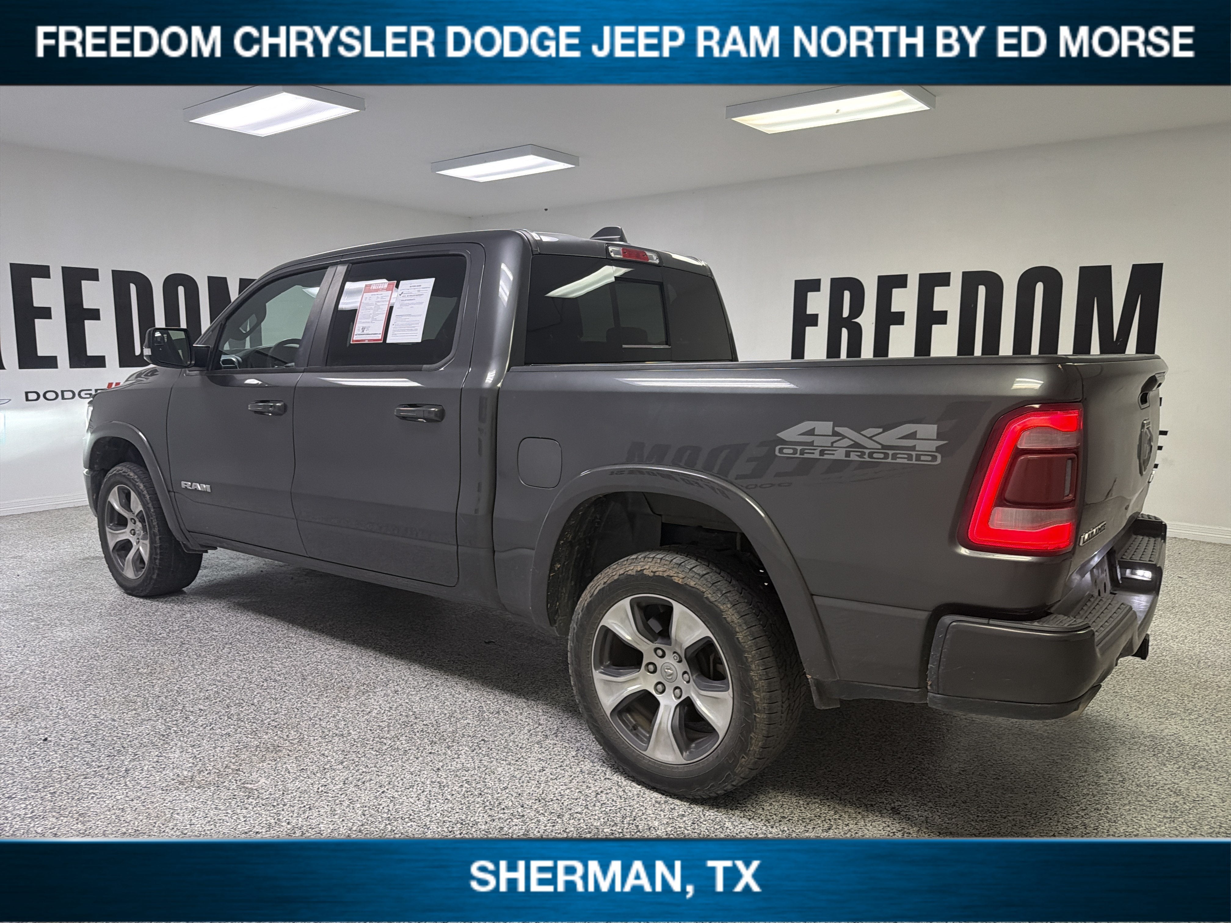 2019 RAM 1500 Laramie Crew Cab 4x4 5'7' Box