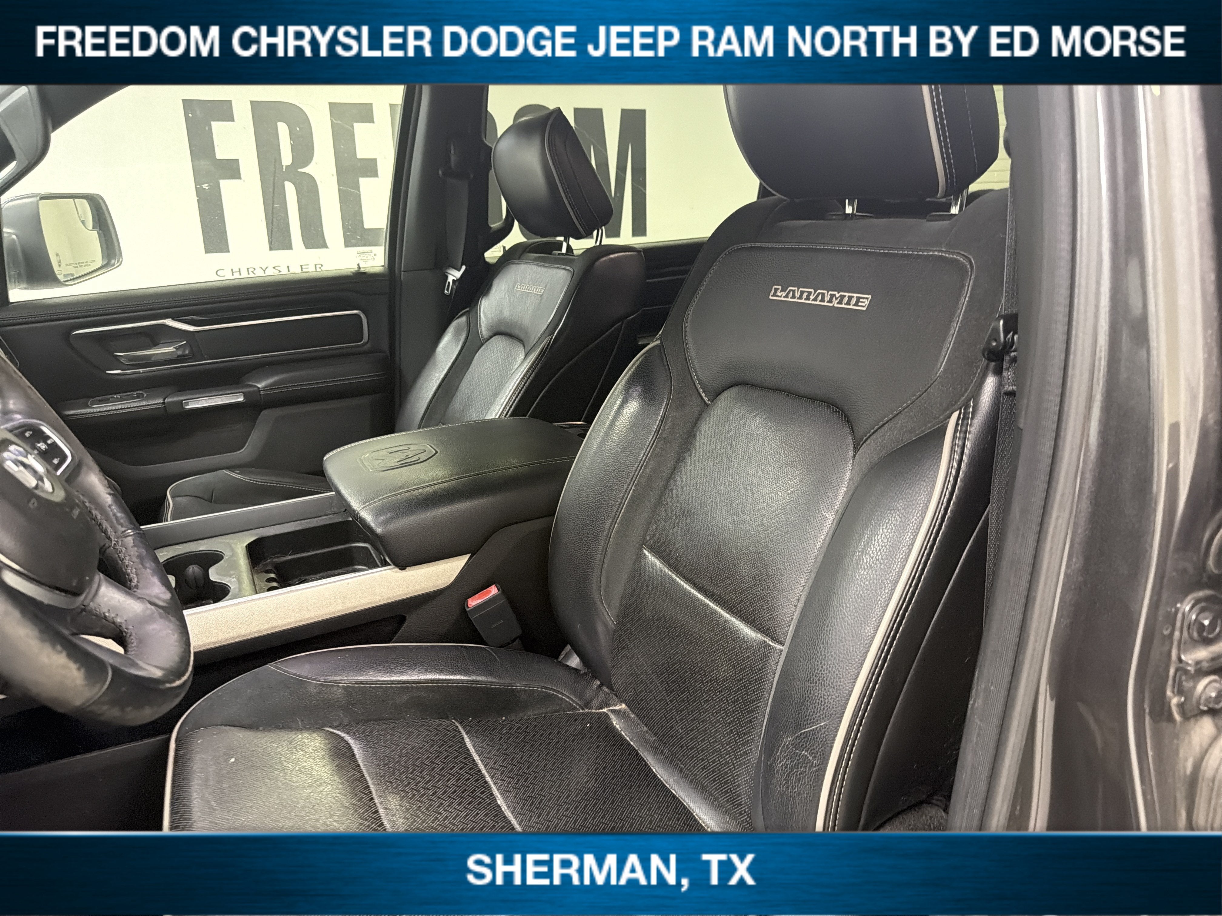2019 RAM 1500 Laramie Crew Cab 4x4 5'7' Box