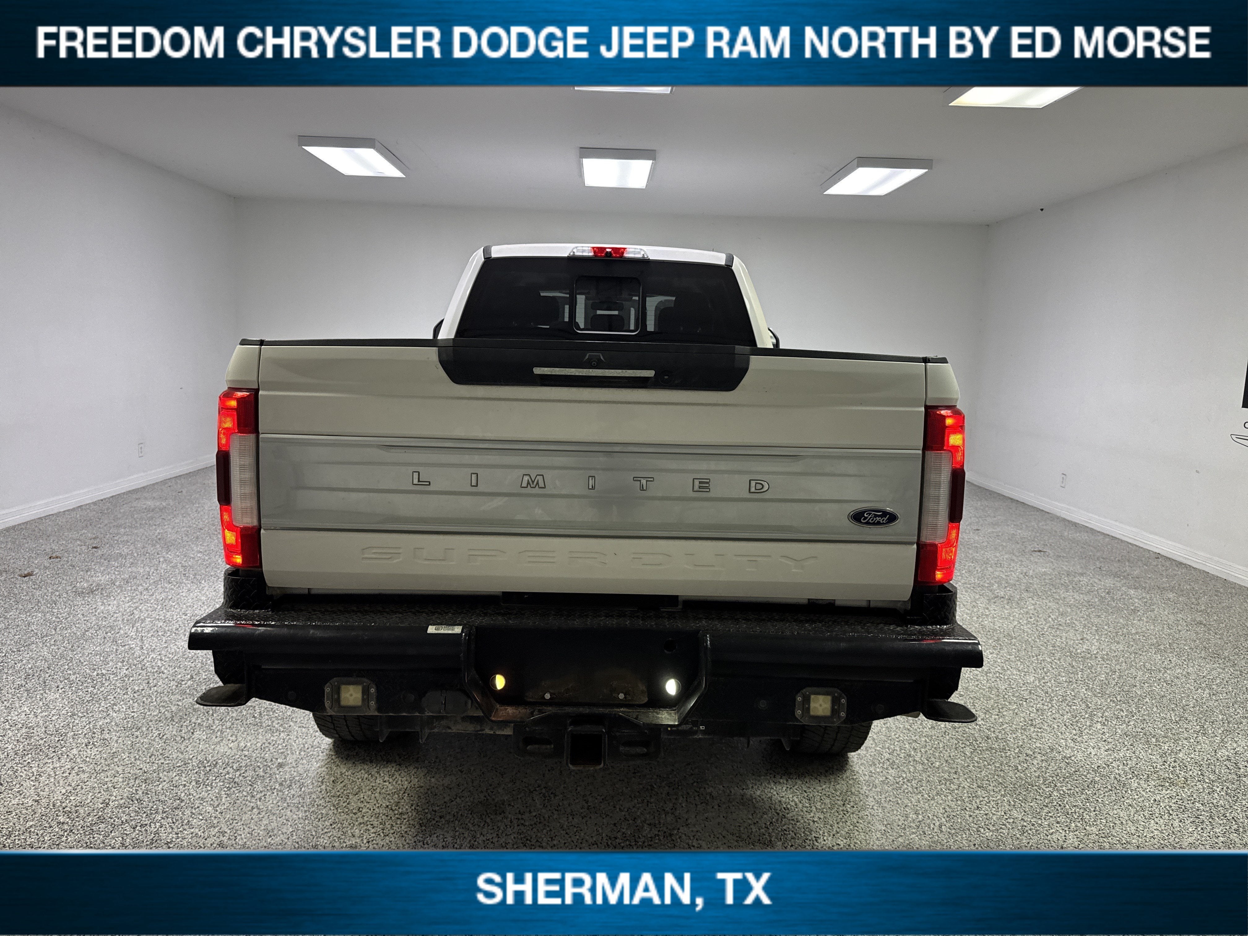 2018 Ford Super Duty F-350 SRW Limited