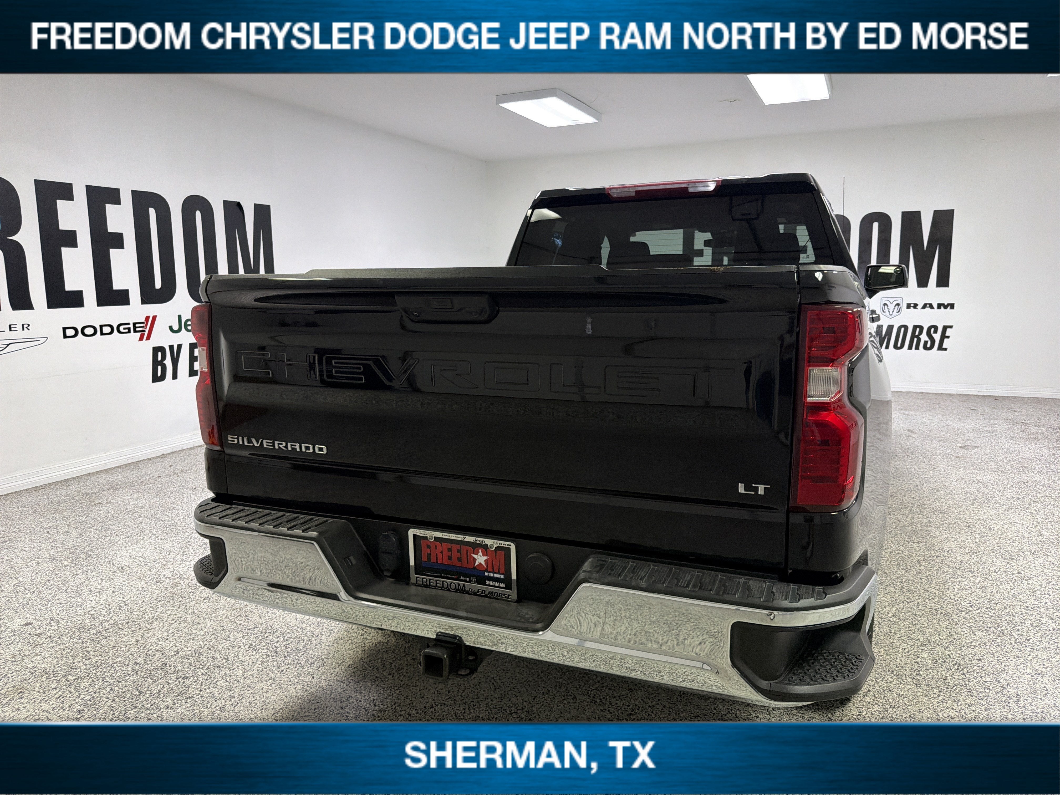 2023 Chevrolet Silverado 1500 4WD Crew Cab Standard Bed LT