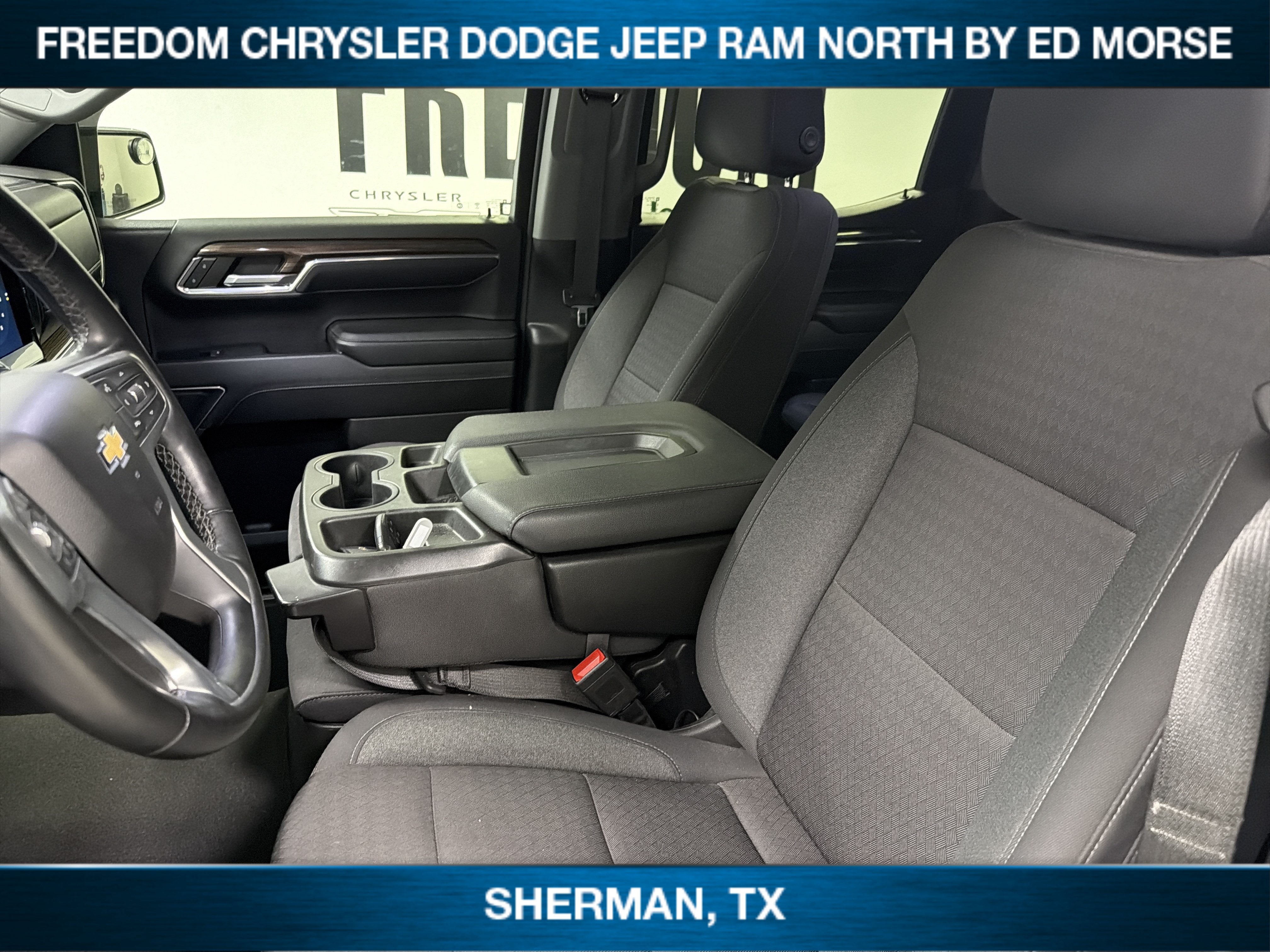 2023 Chevrolet Silverado 1500 4WD Crew Cab Standard Bed LT