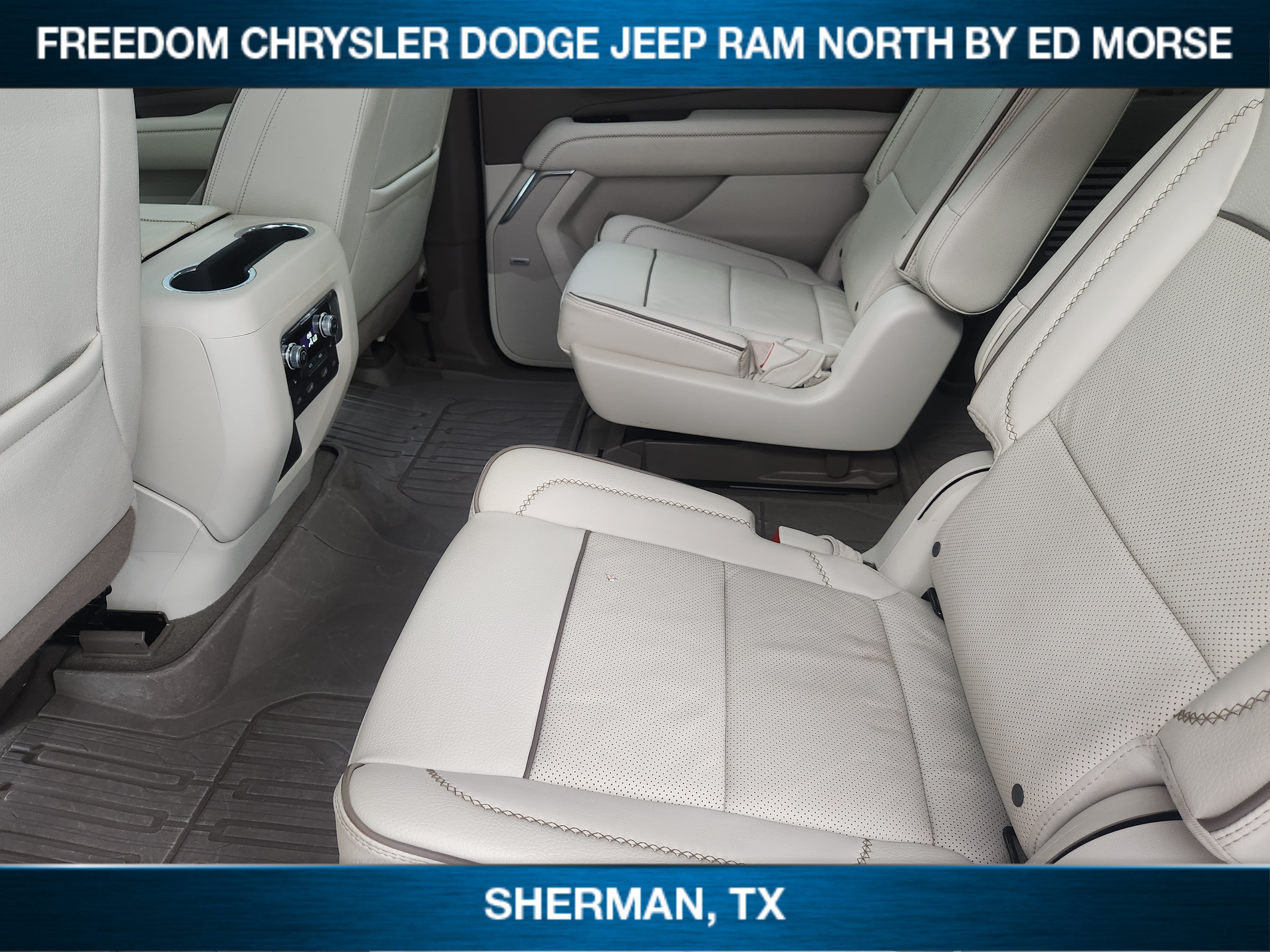 2023 GMC Yukon XL 4WD Denali