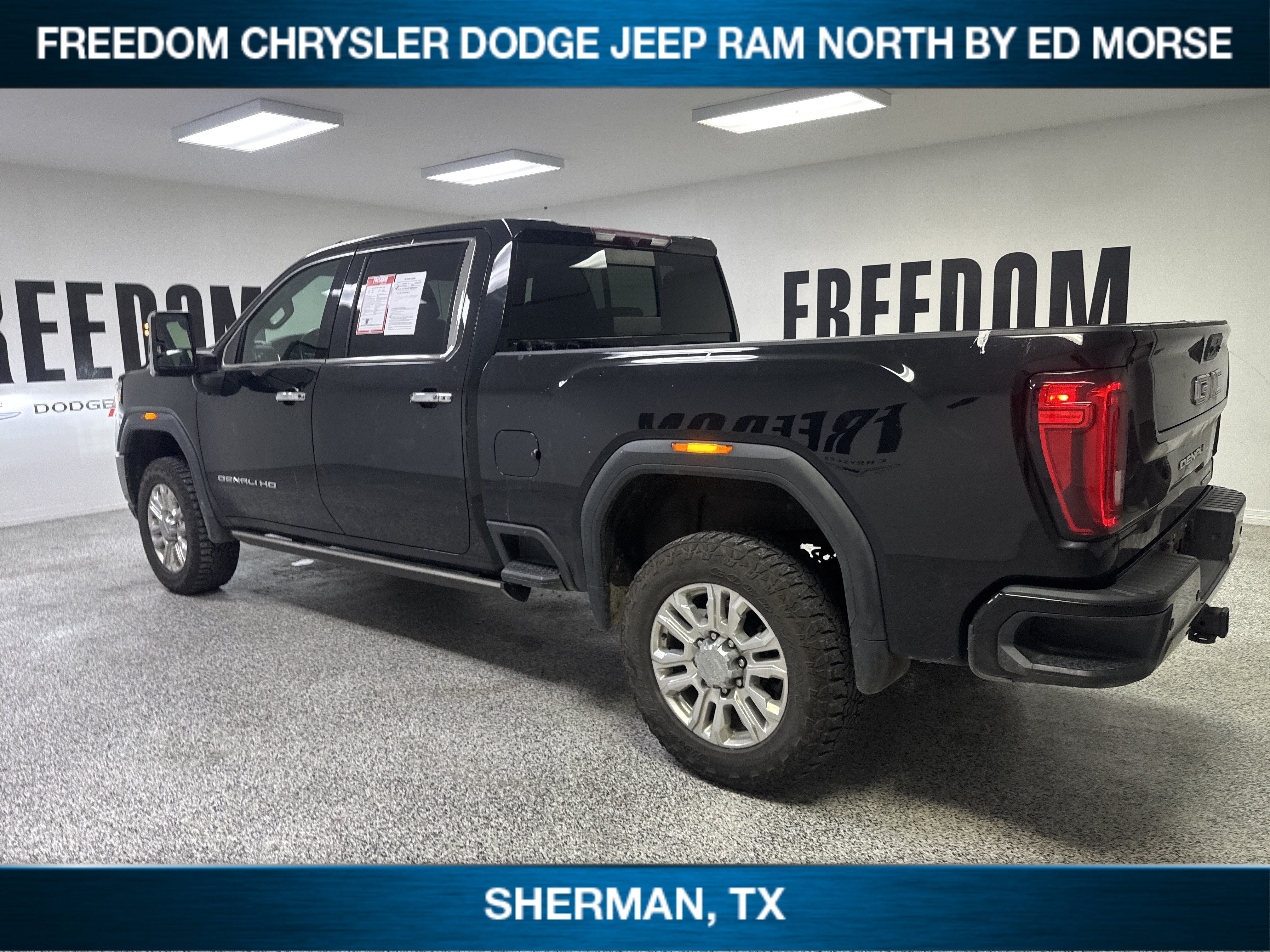 2022 GMC Sierra 2500HD 4WD Crew Cab Standard Bed Denali