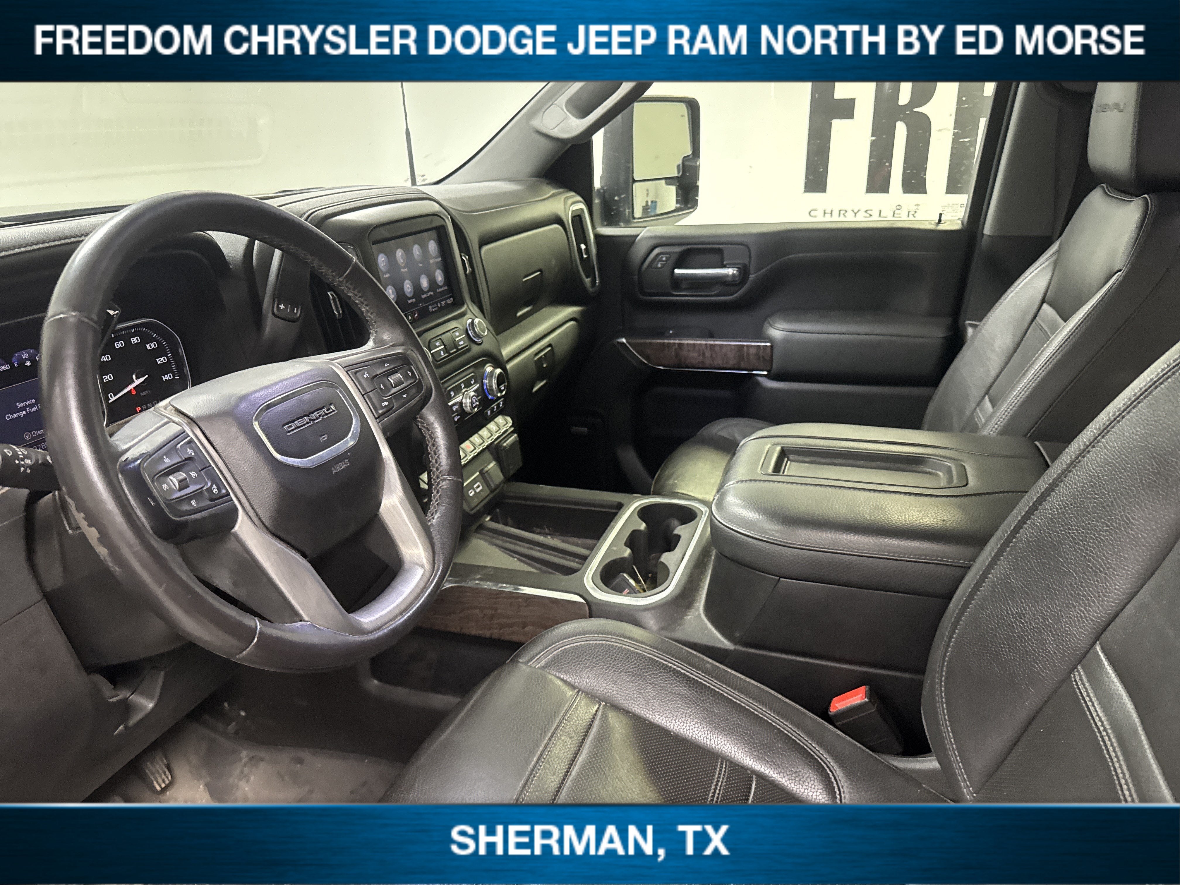 2022 GMC Sierra 2500HD 4WD Crew Cab Standard Bed Denali