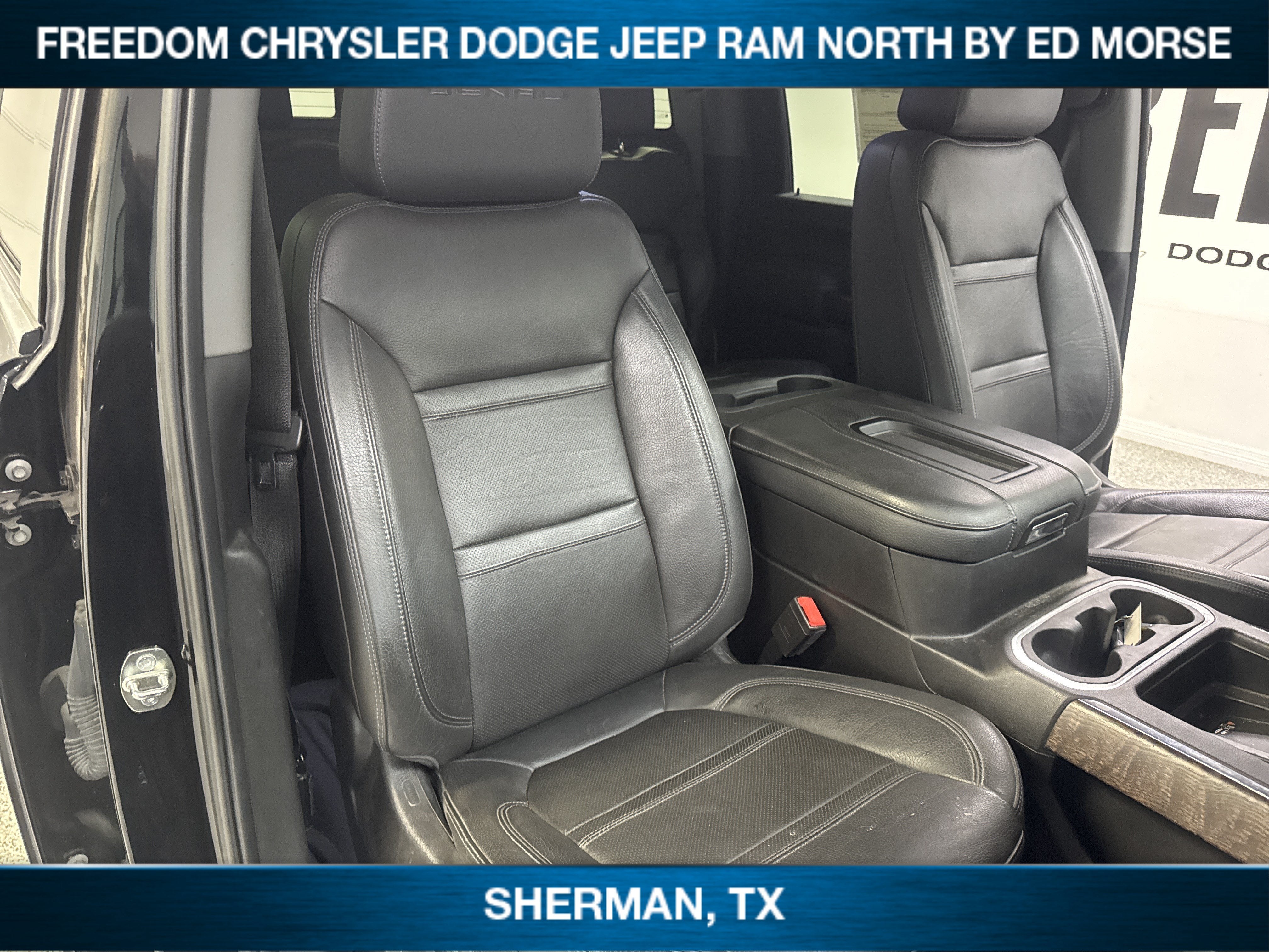 2022 GMC Sierra 2500HD 4WD Crew Cab Standard Bed Denali