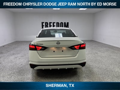 2025 Nissan Altima SV FWD