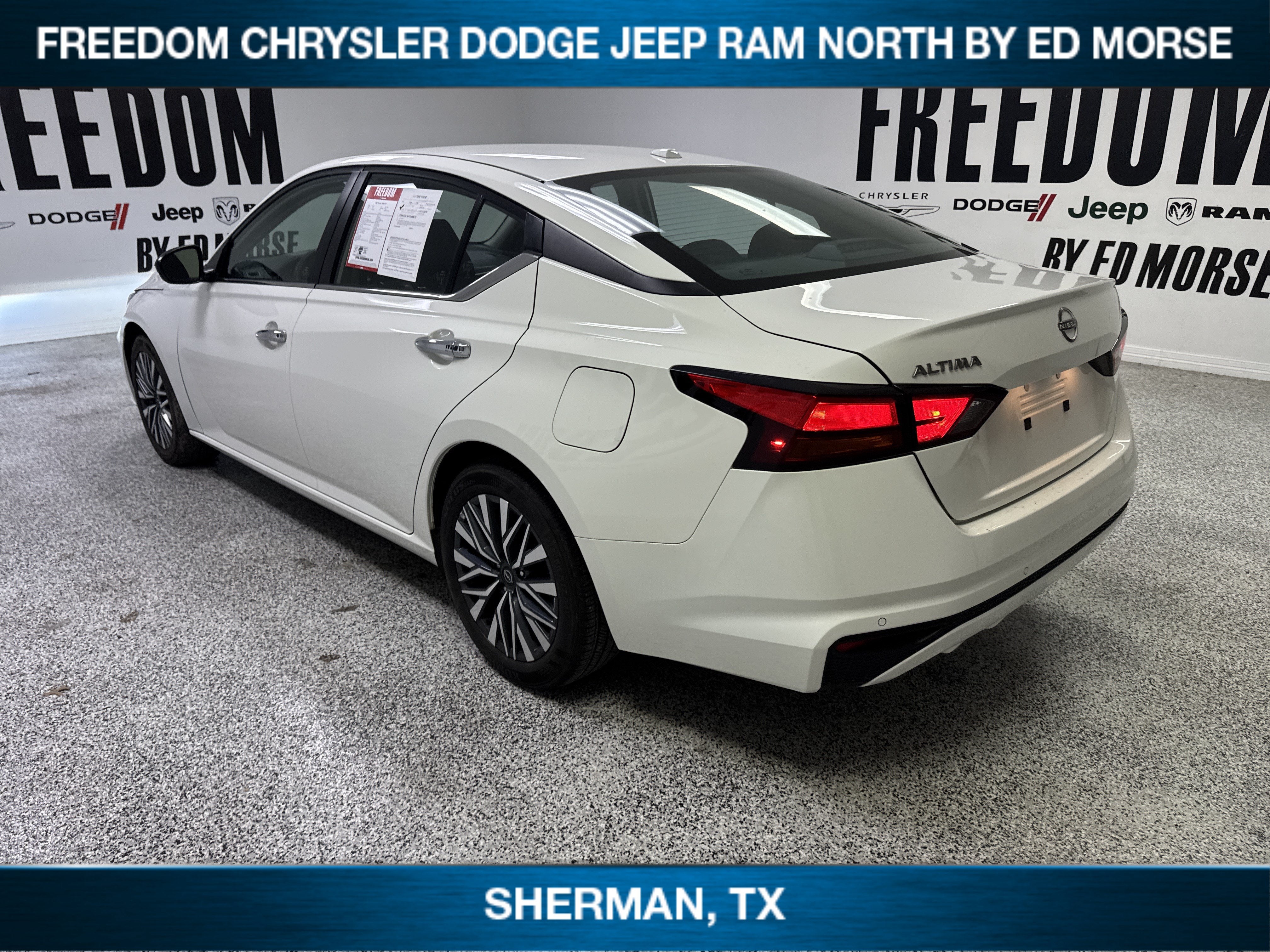 2025 Nissan Altima SV FWD