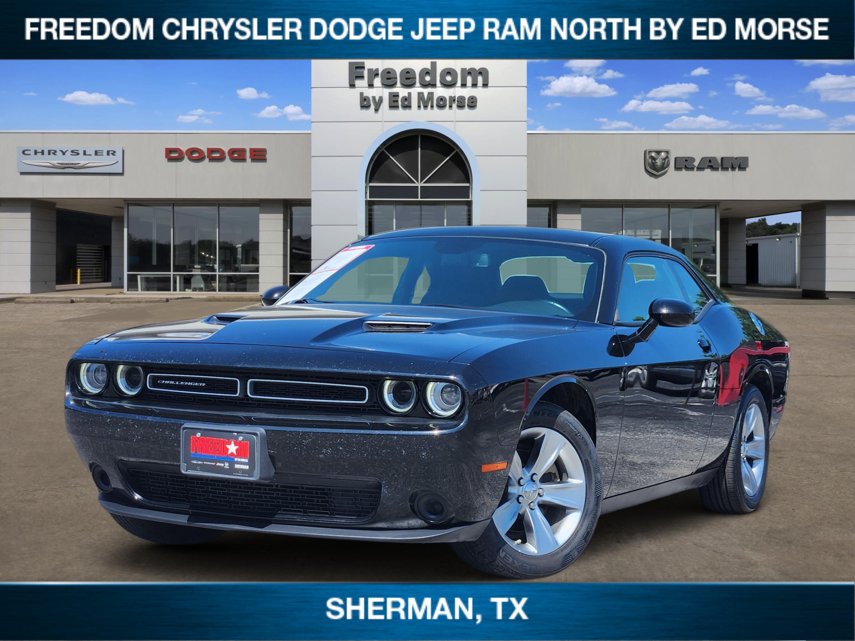 2022 Dodge Challenger SXT