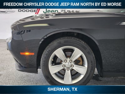 2022 Dodge Challenger SXT