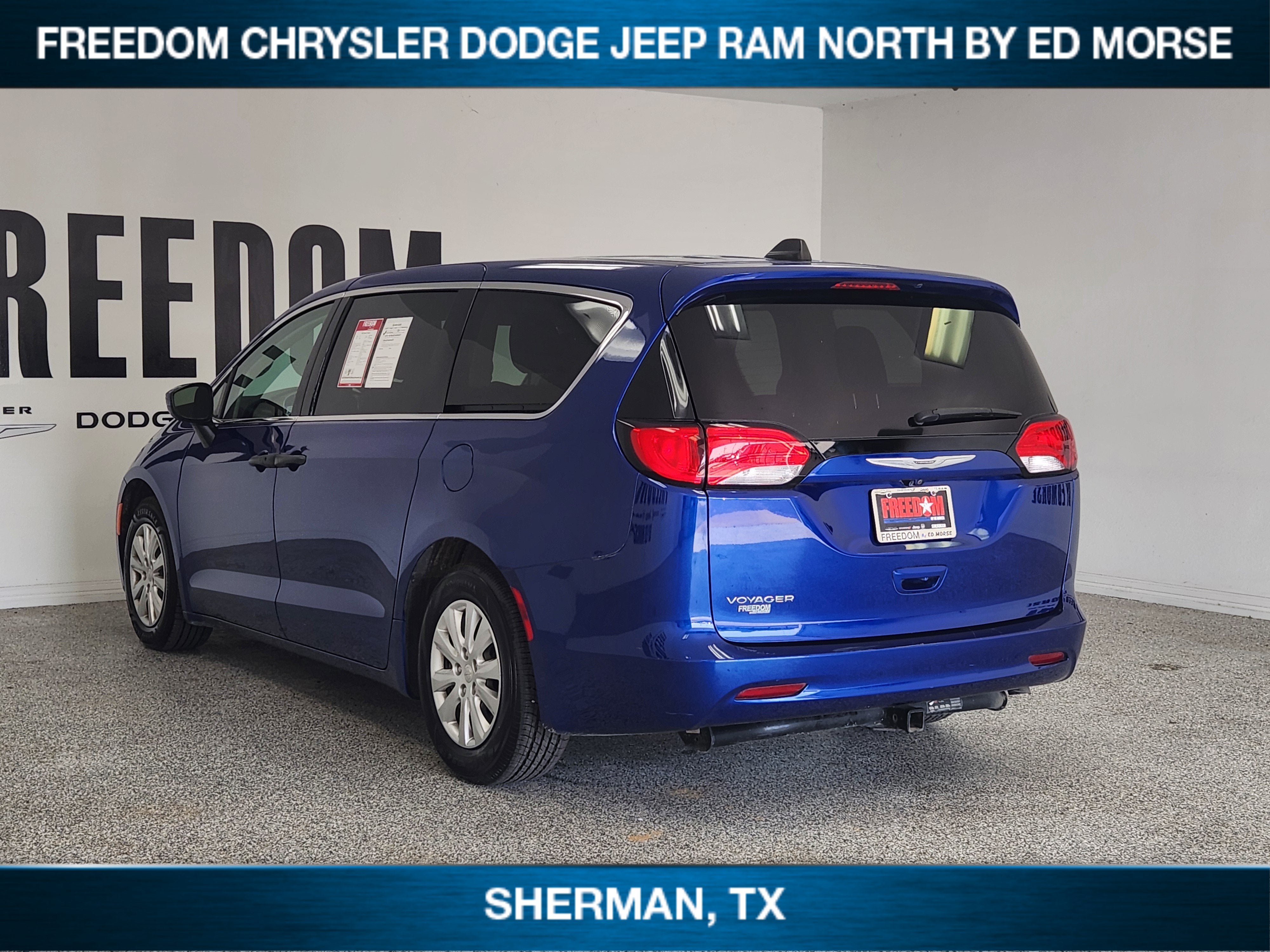 2021 Chrysler Voyager L