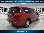 2025 Chrysler Voyager LX