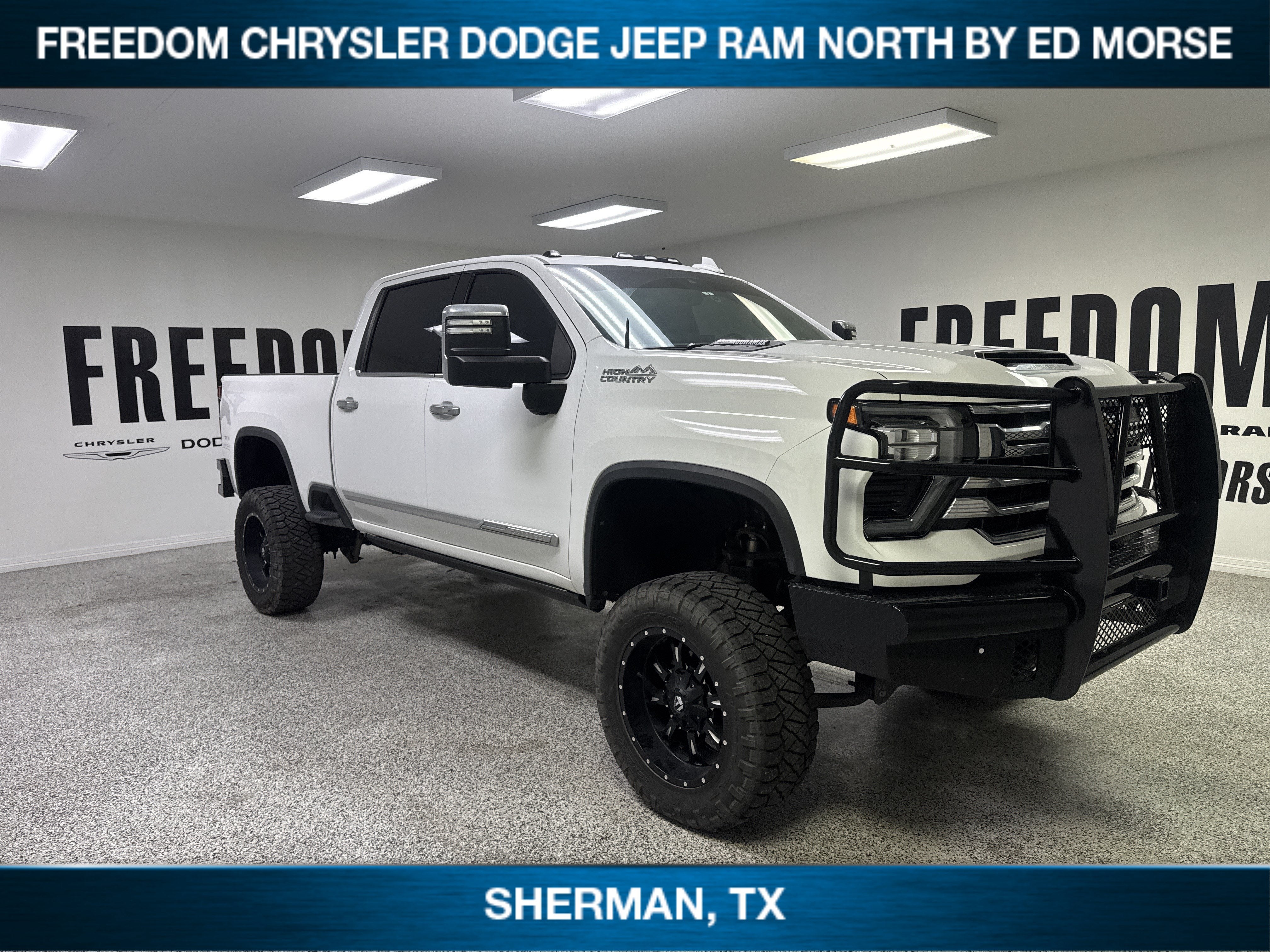2024 Chevrolet Silverado 2500HD 4WD Crew Cab Standard Bed High Country