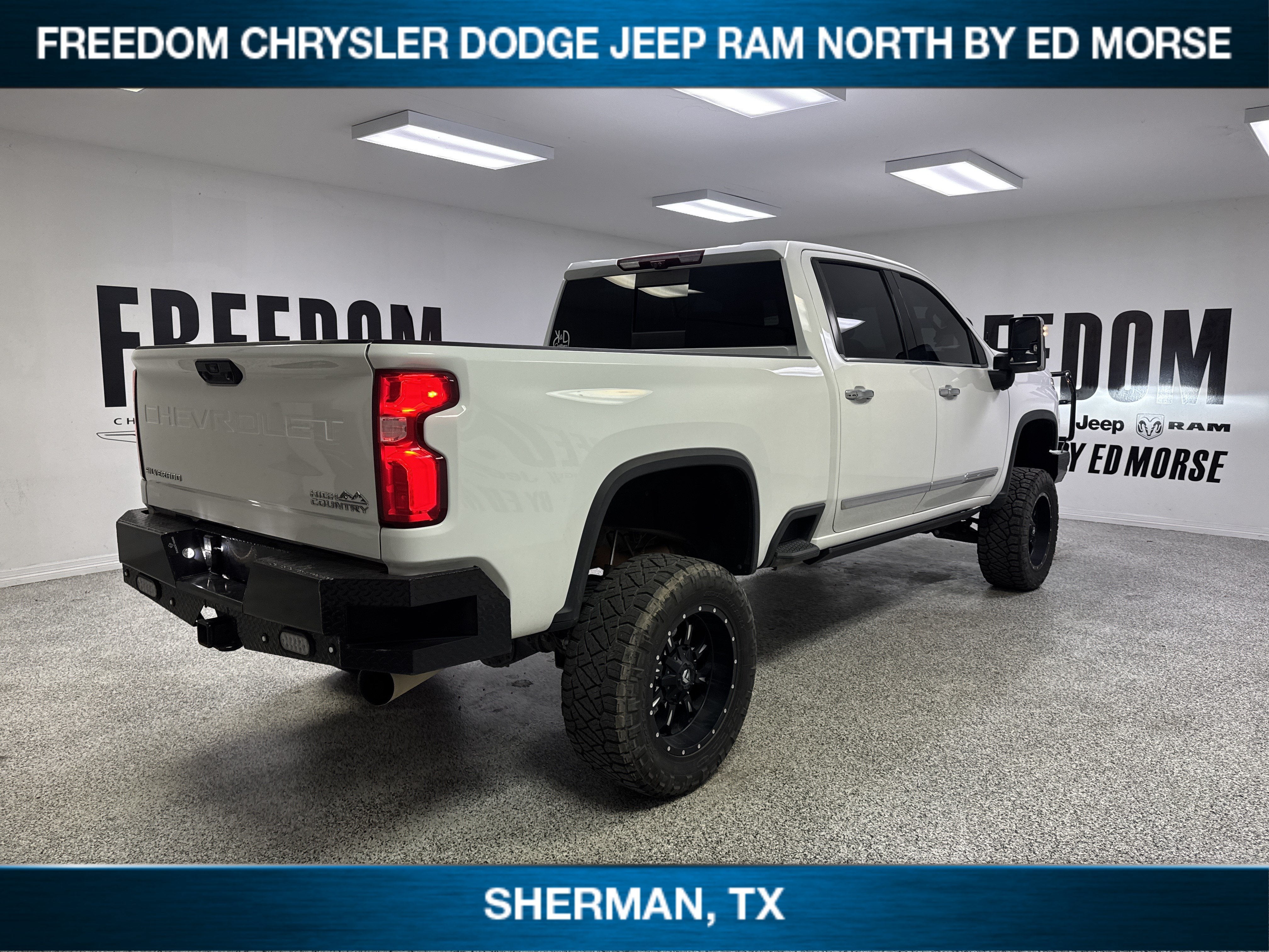 2024 Chevrolet Silverado 2500HD 4WD Crew Cab Standard Bed High Country