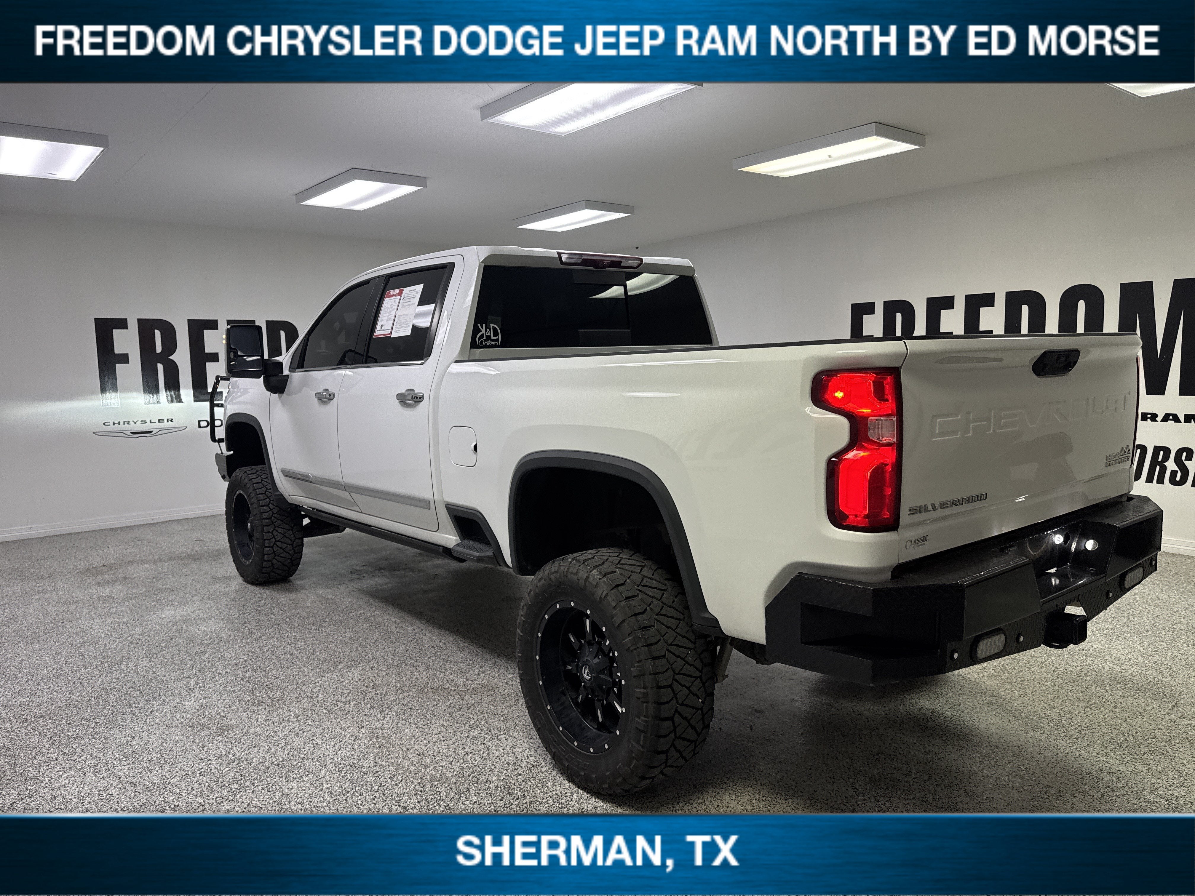 2024 Chevrolet Silverado 2500HD 4WD Crew Cab Standard Bed High Country