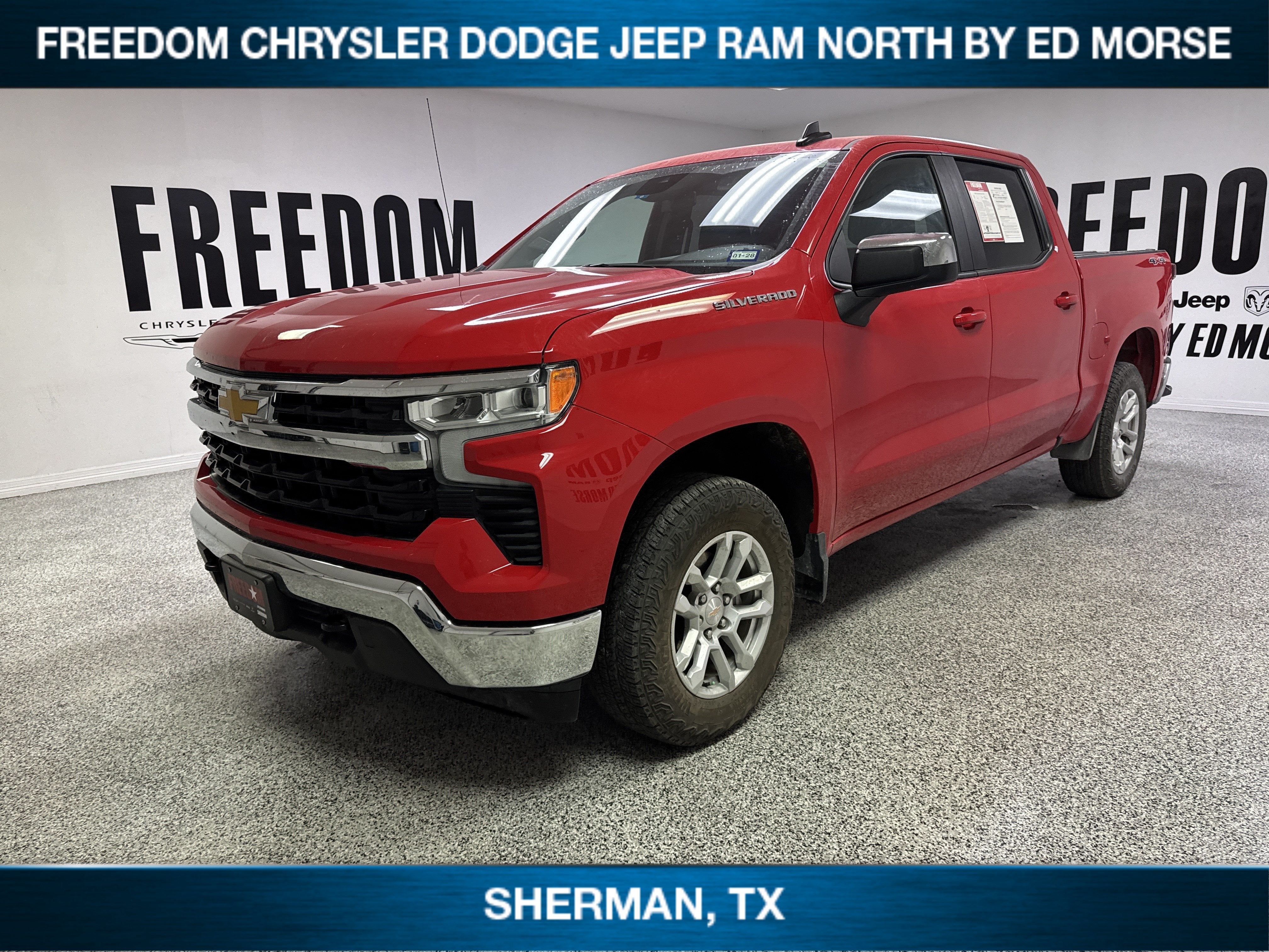 2025 Chevrolet Silverado 1500 4WD Crew Cab Standard Bed LT