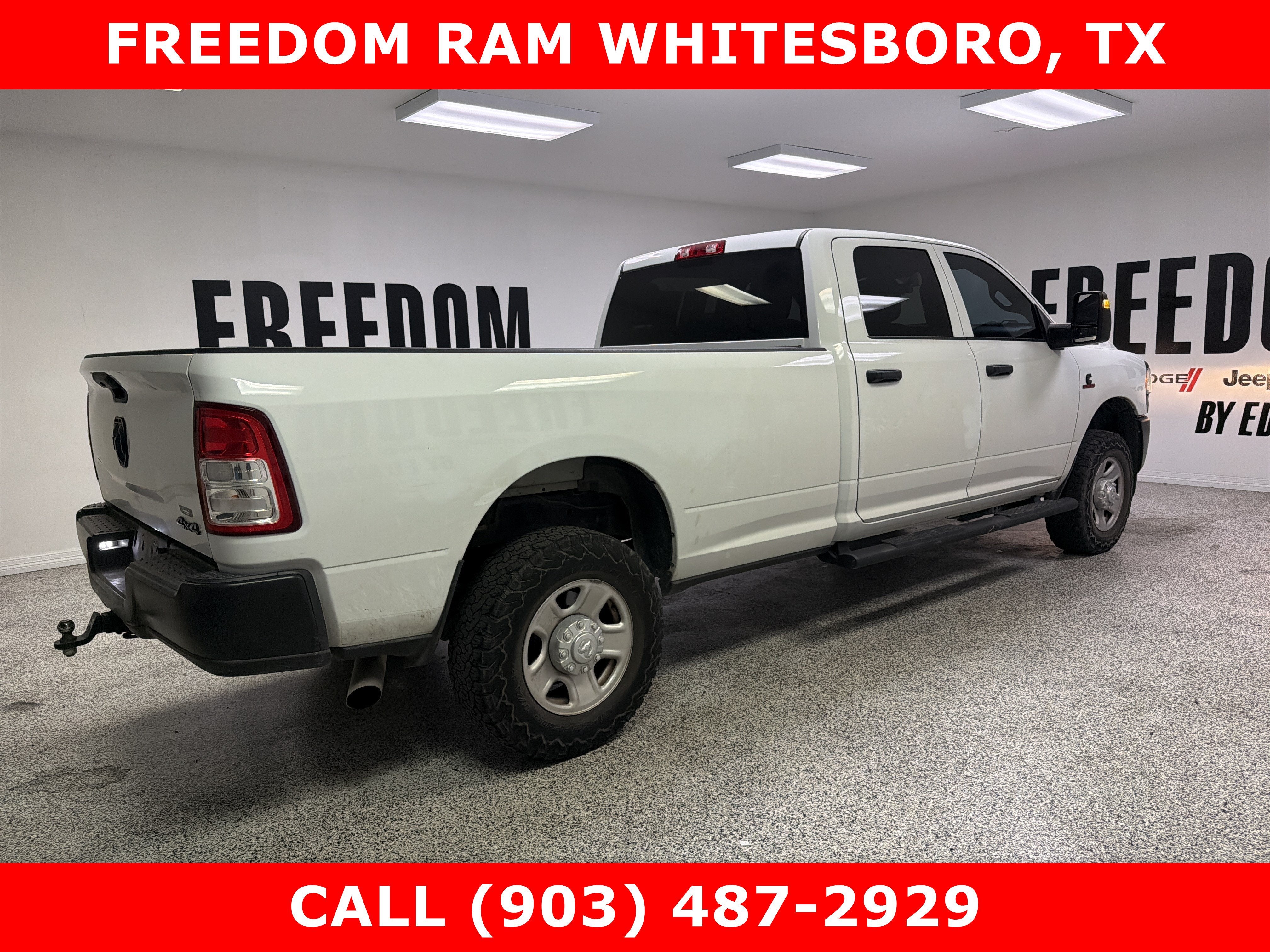 2023 RAM 3500 Tradesman Crew Cab 4x4 8' Box