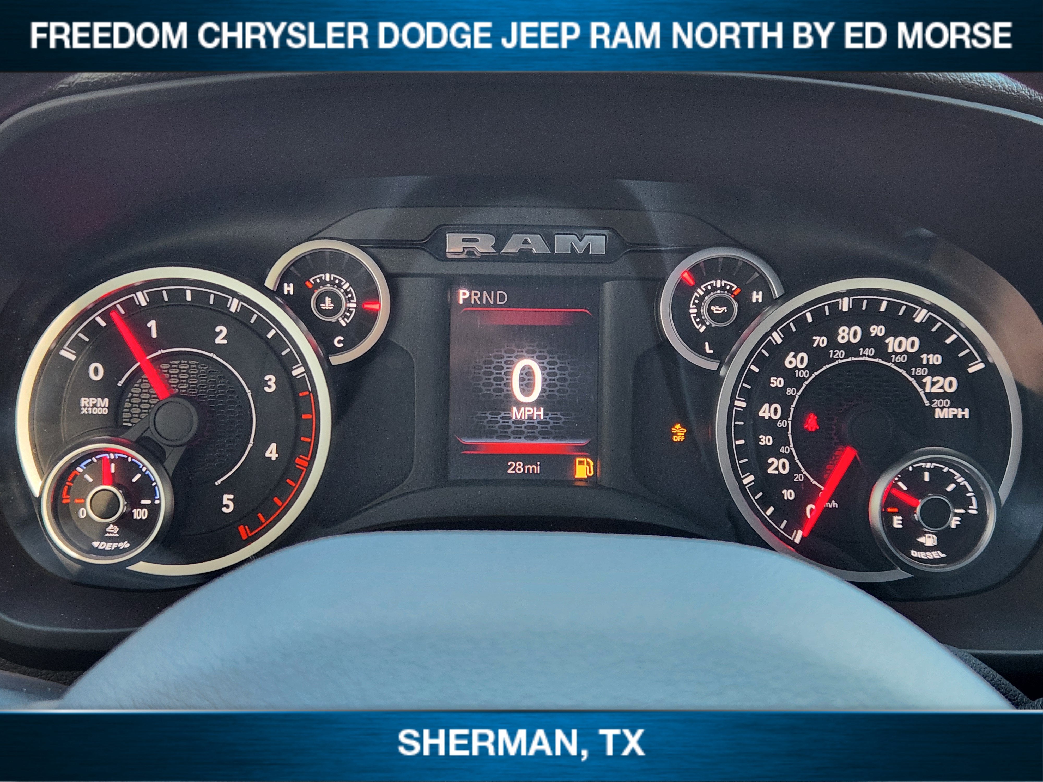 2025 RAM 2500 Tradesman Crew Cab 4x4 6'4' Box