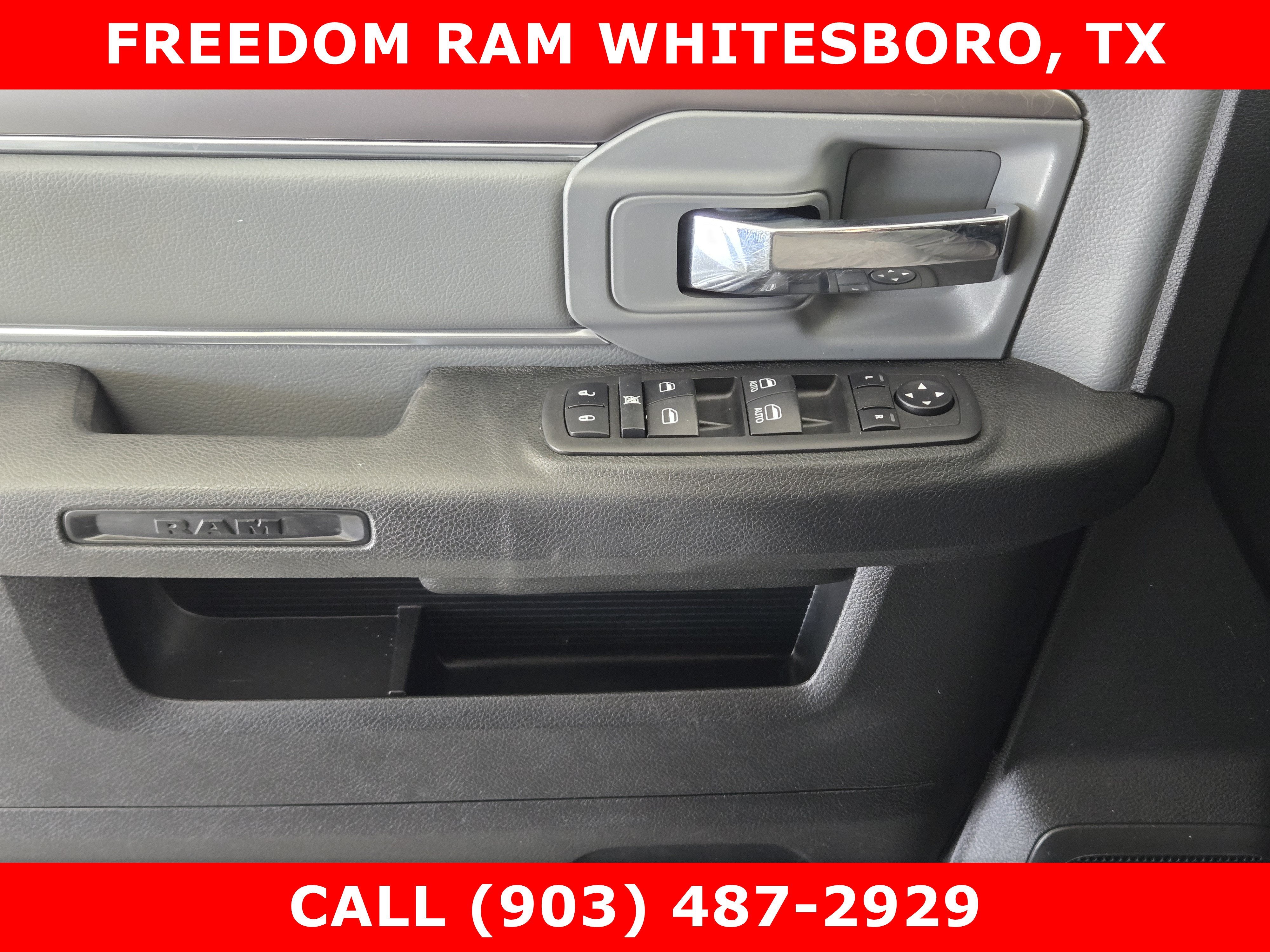 2023 RAM 1500 Classic SLT Crew Cab 4x4 5'7' Box